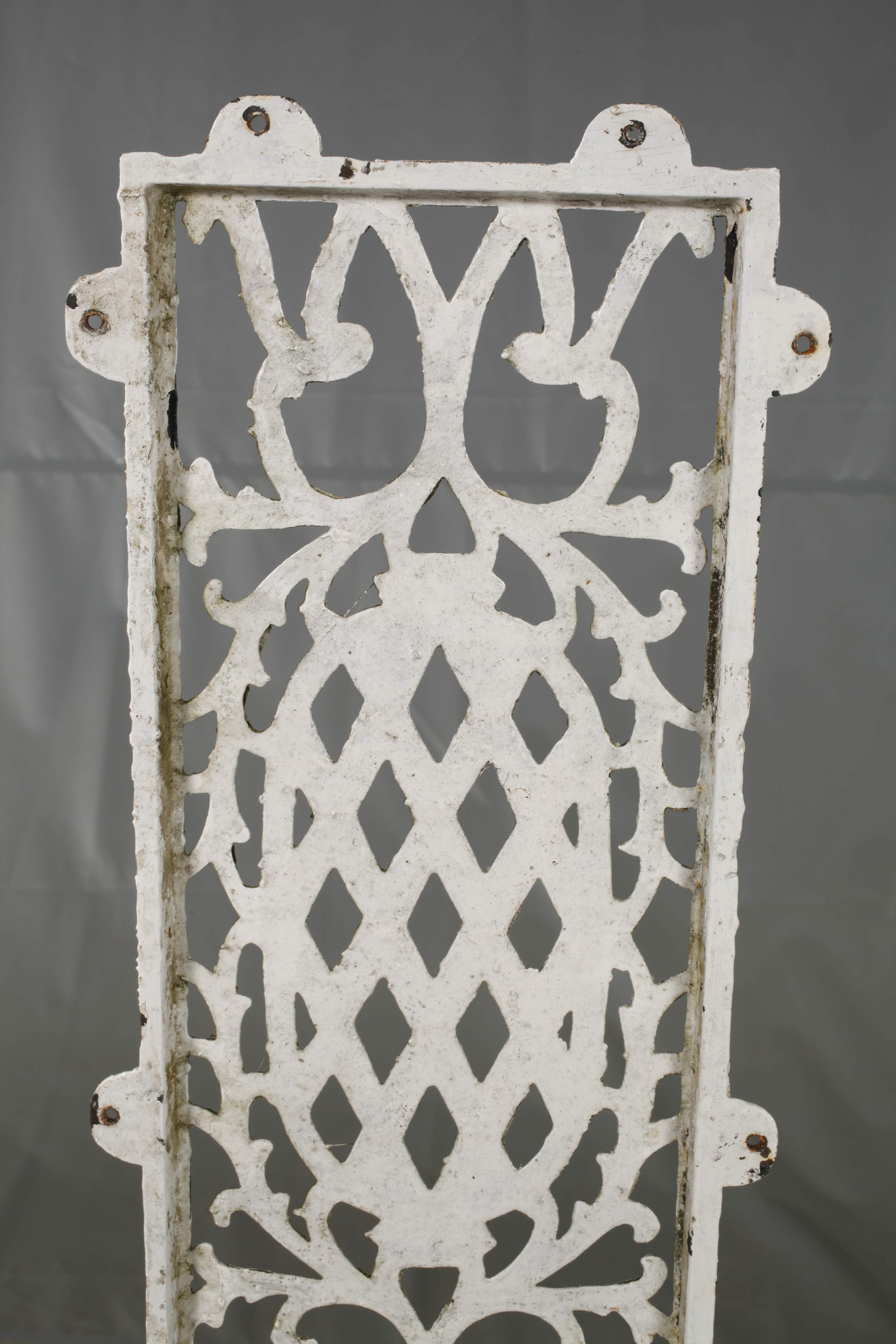 Cast iron ventilation grille - Image 3 of 3