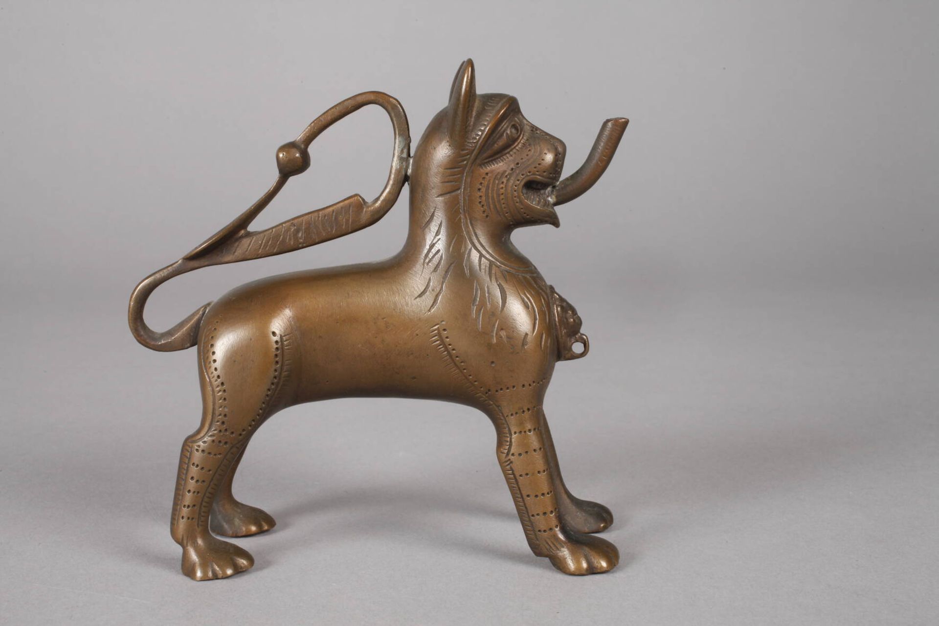 Figural aquamanile - Image 2 of 4