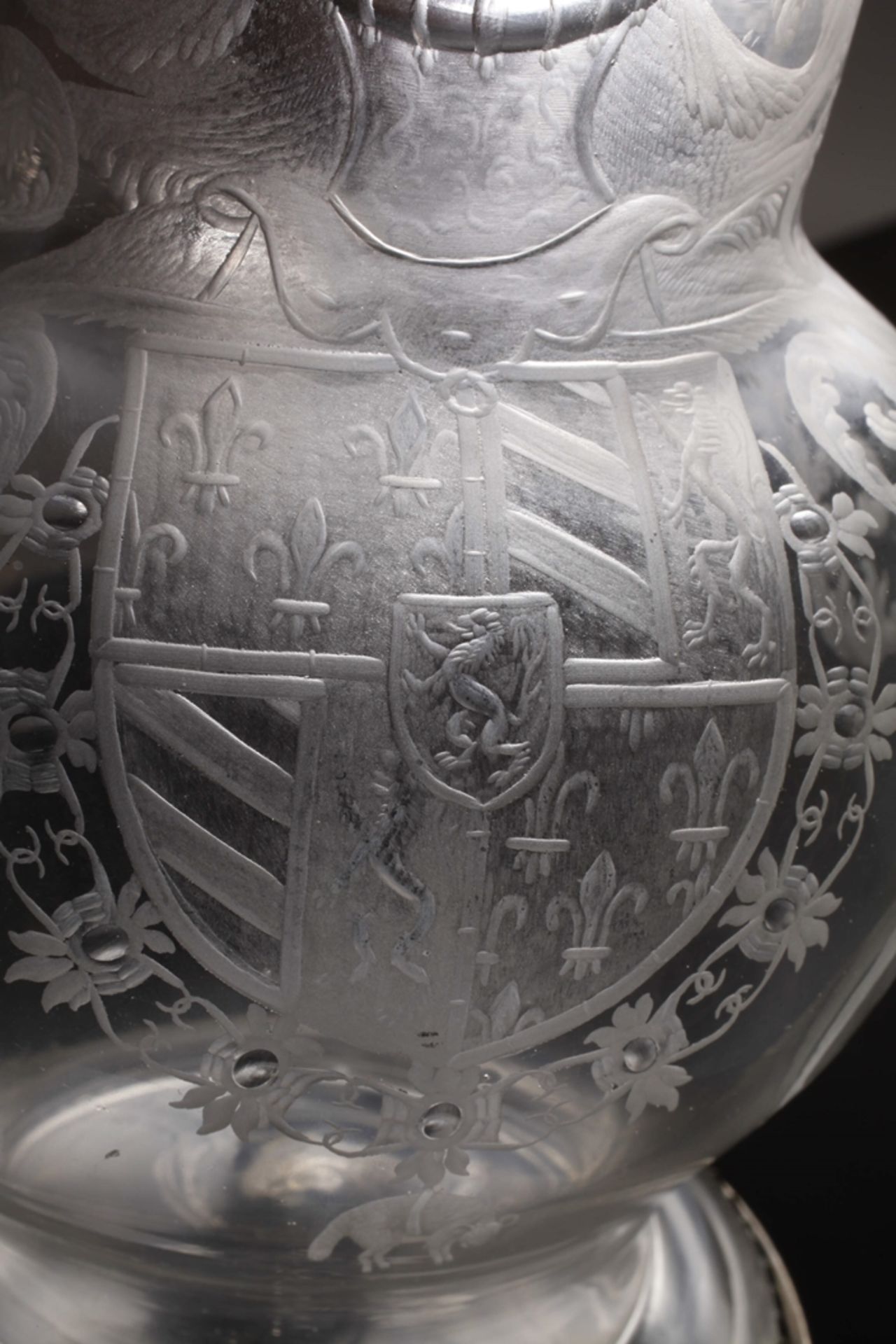 Arms jug of the House of Burgundy 1724 - Image 9 of 10