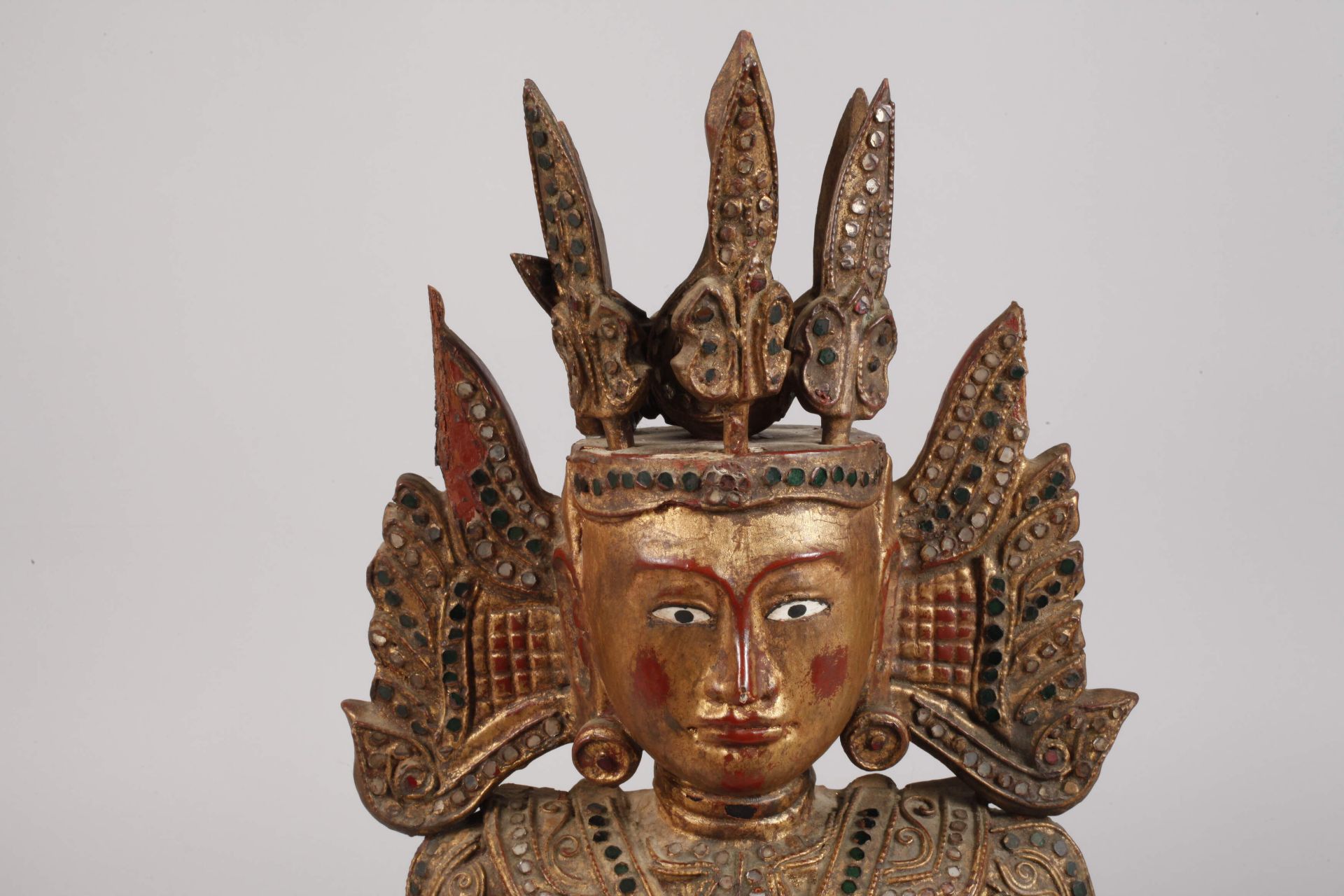 Carved Buddha sculpture - Image 2 of 7