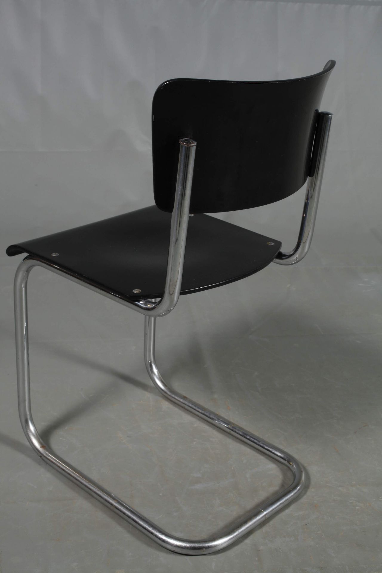 Mart Stam, pair of cantilever chairs S43 - Image 6 of 7