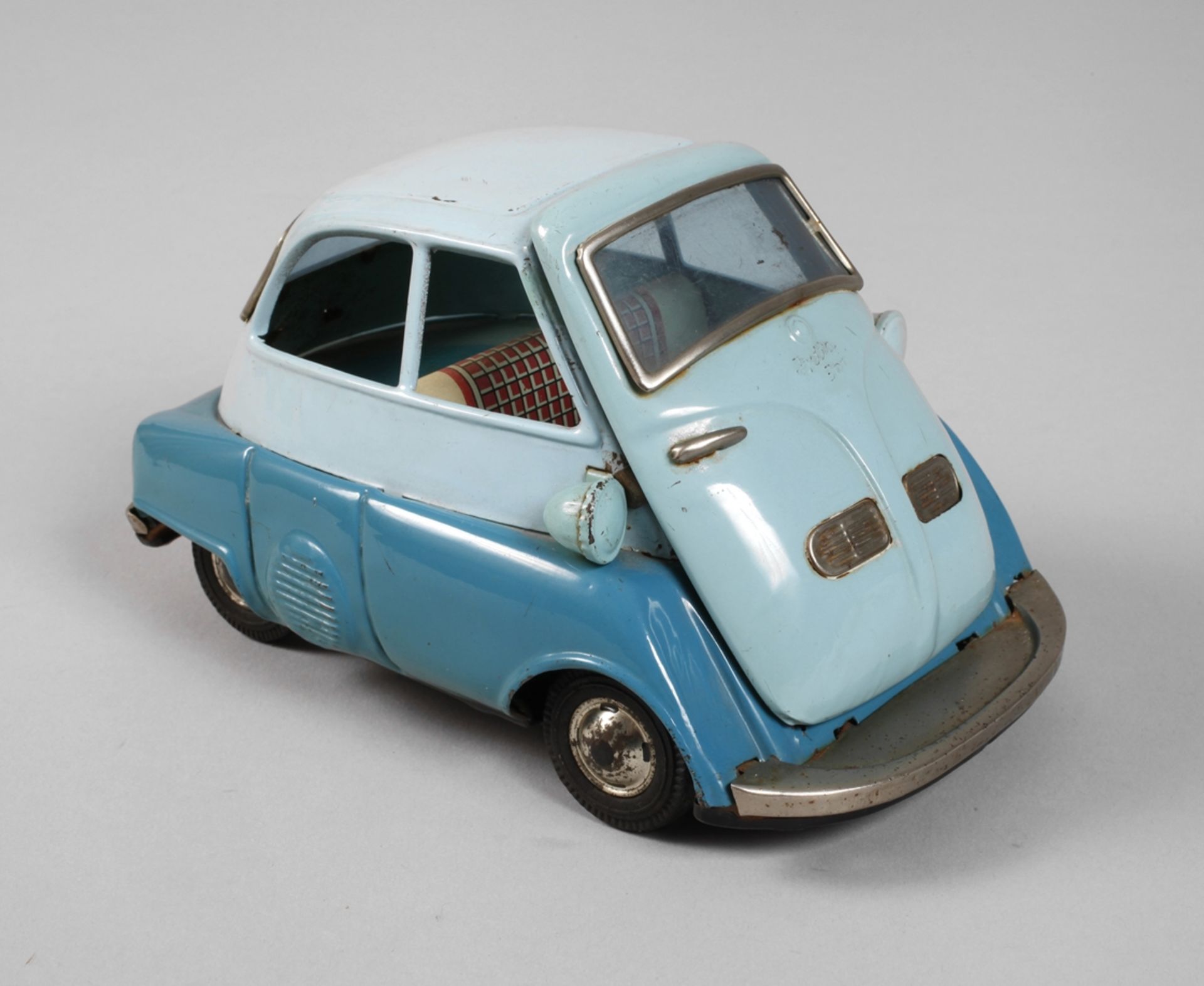 Sheet metal car Isetta 300