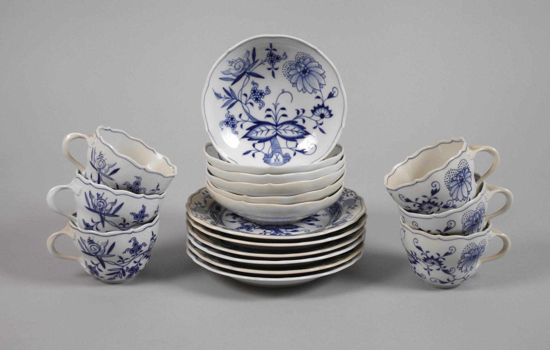 Meissen six coffee sets "Zwiebelmuster"