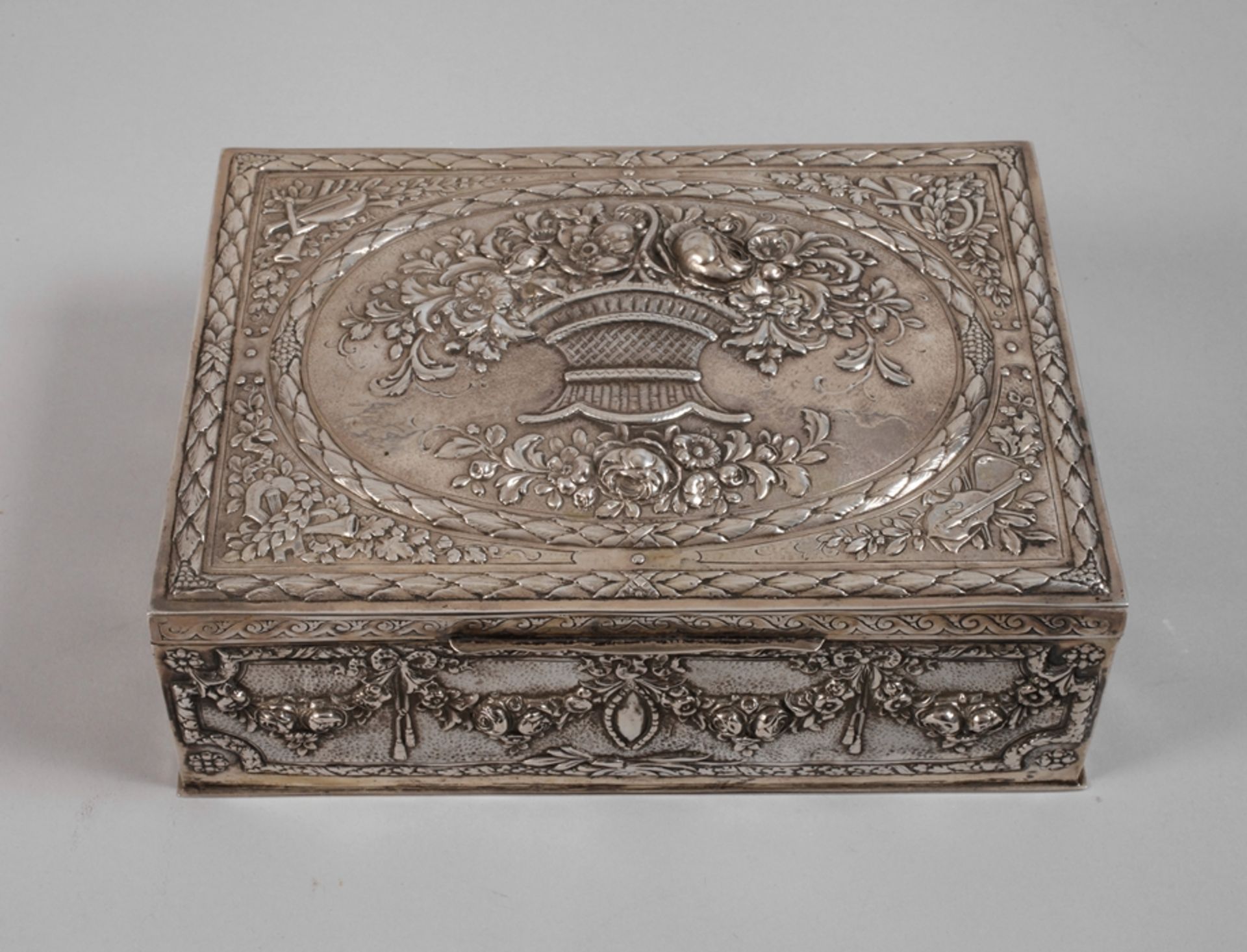 Large casket silver