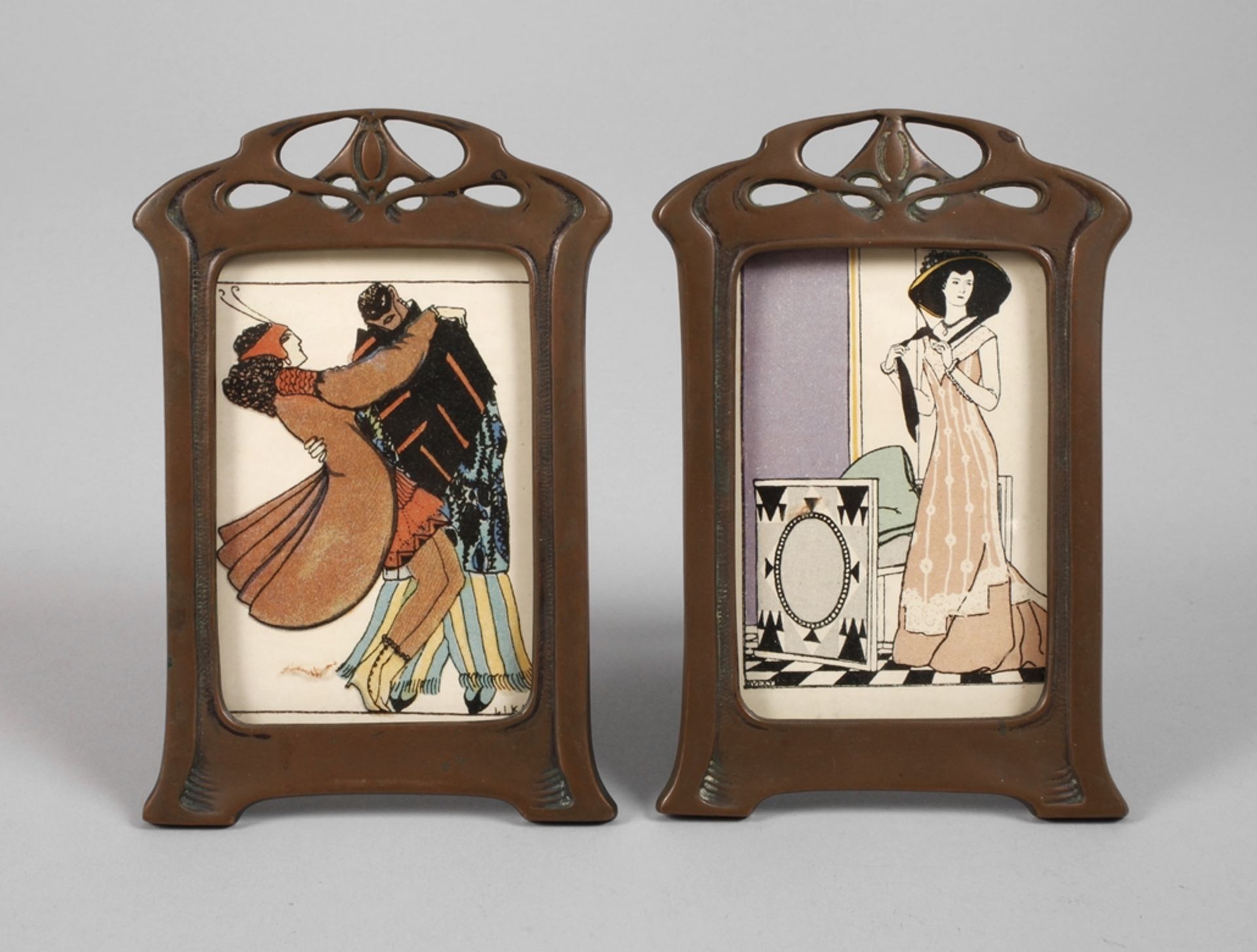 Pair of table picture frames