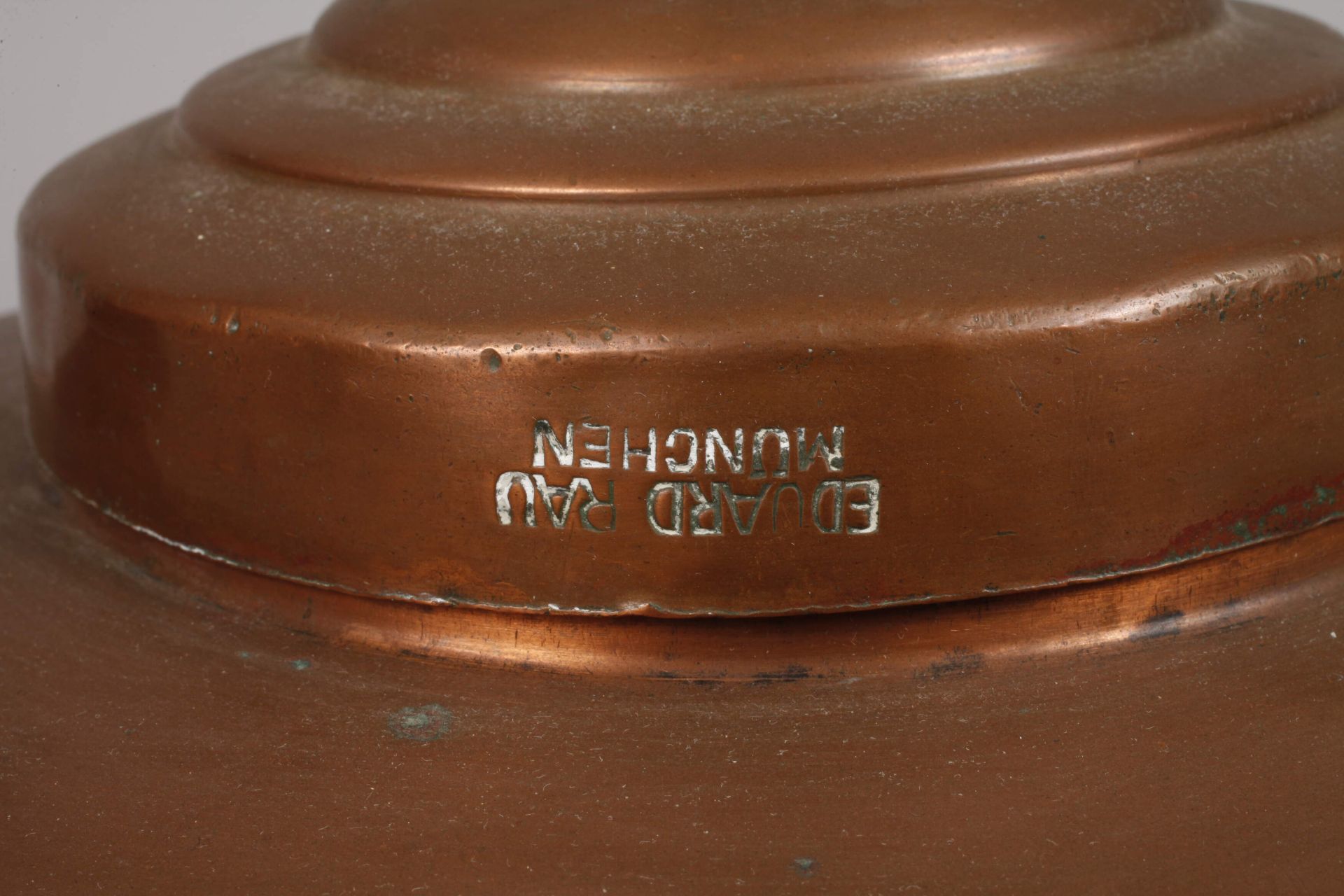 Large copper kettle - Image 4 of 6
