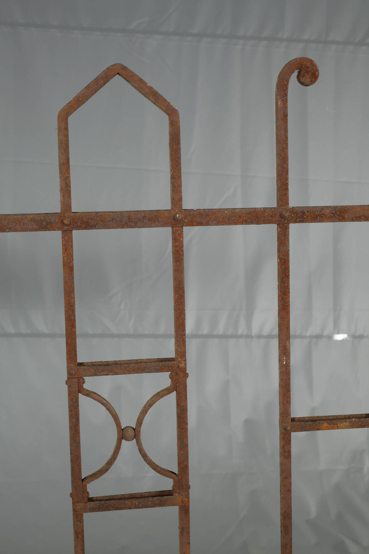 Four window grilles - Image 2 of 3