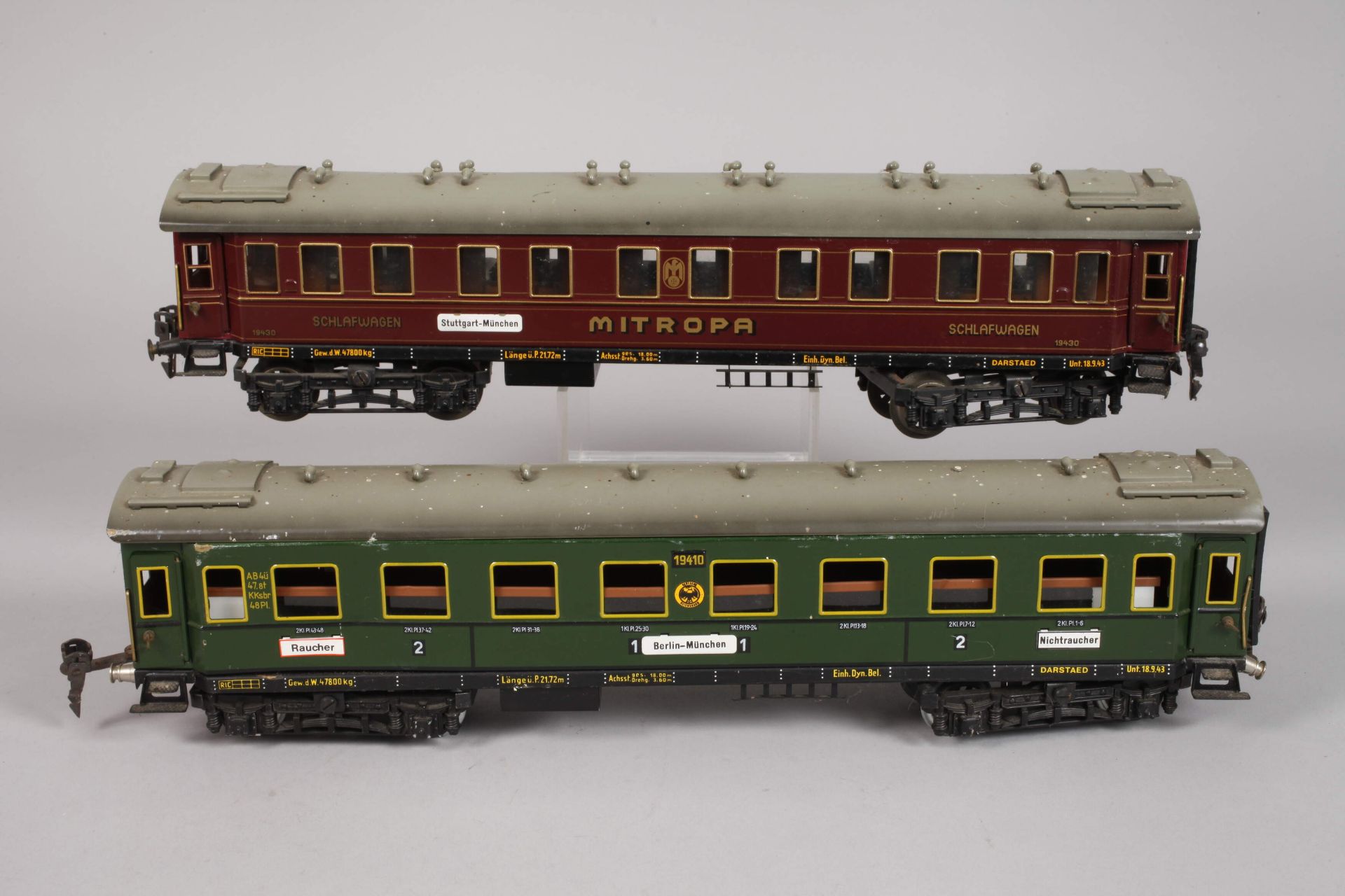 Märklin baggage and three passenger cars - Image 2 of 4