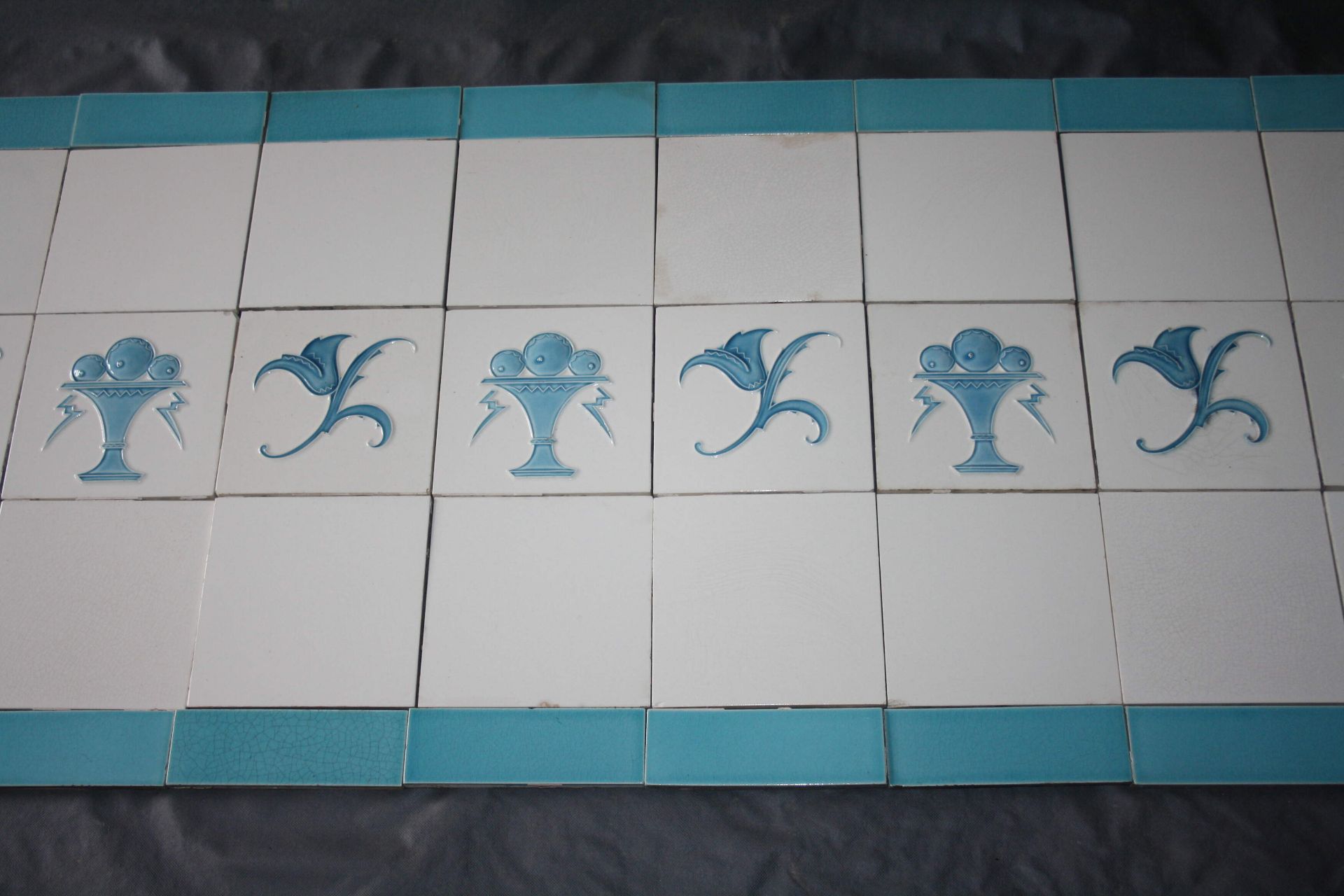 Convolute of wall tiles Art Deco - Image 6 of 7