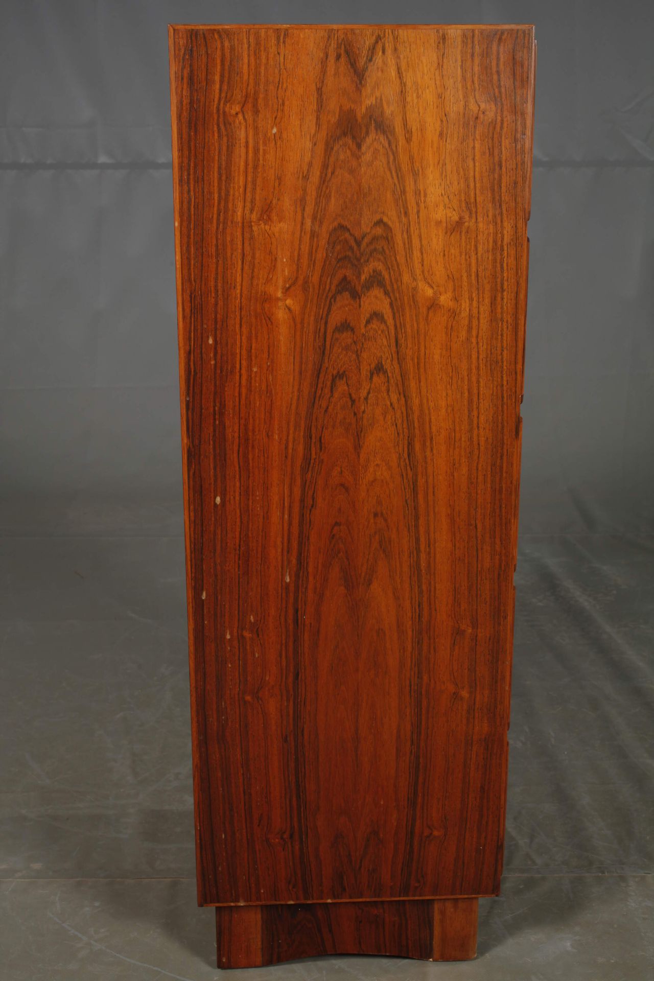 Pair of pillar cabinets - Image 8 of 8