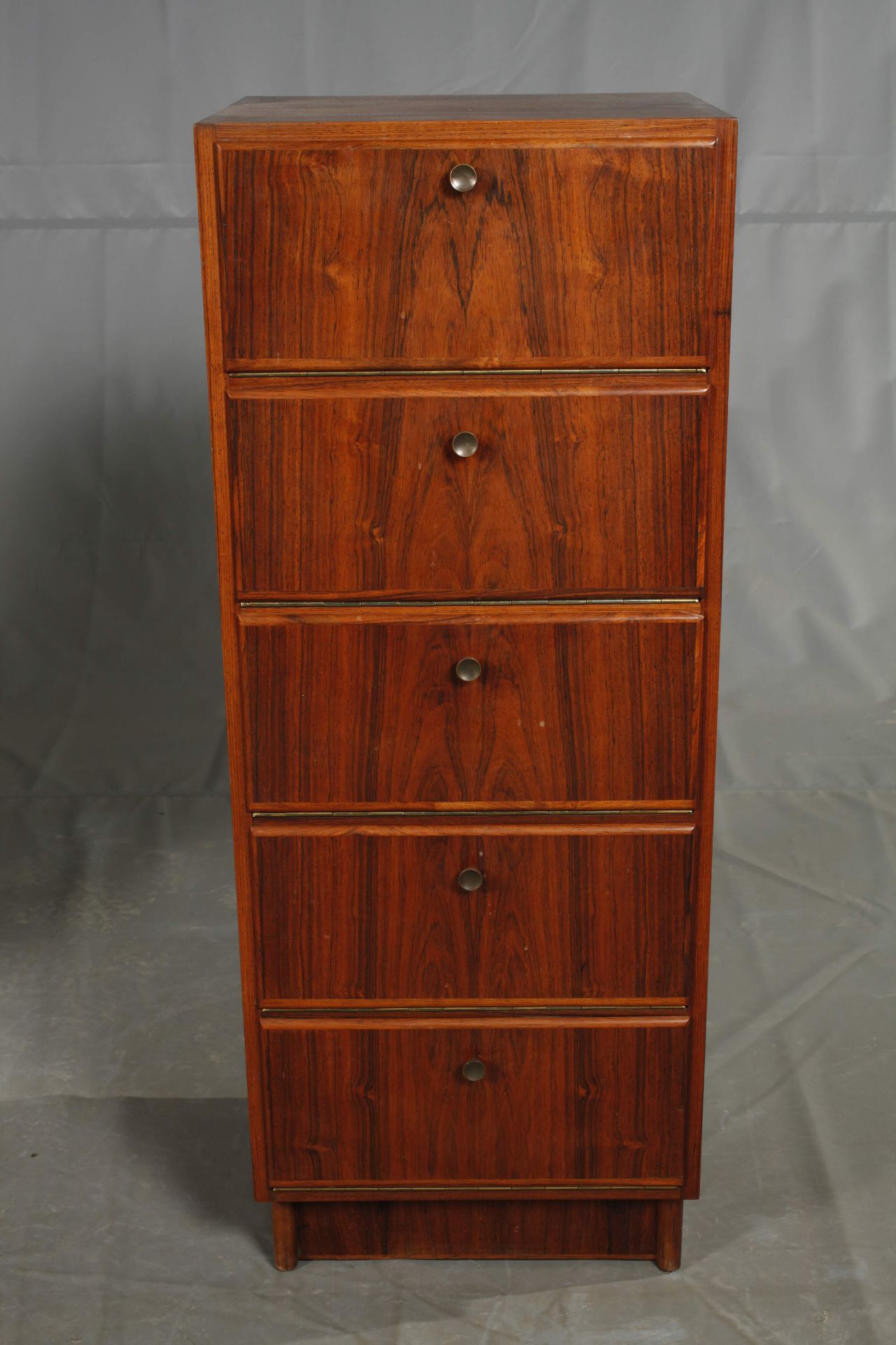 Pair of pillar cabinets - Image 3 of 8