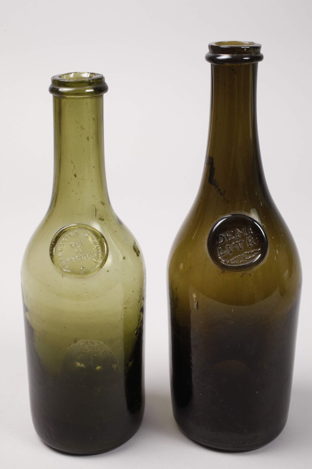 Four historical wine bottles - Image 4 of 4