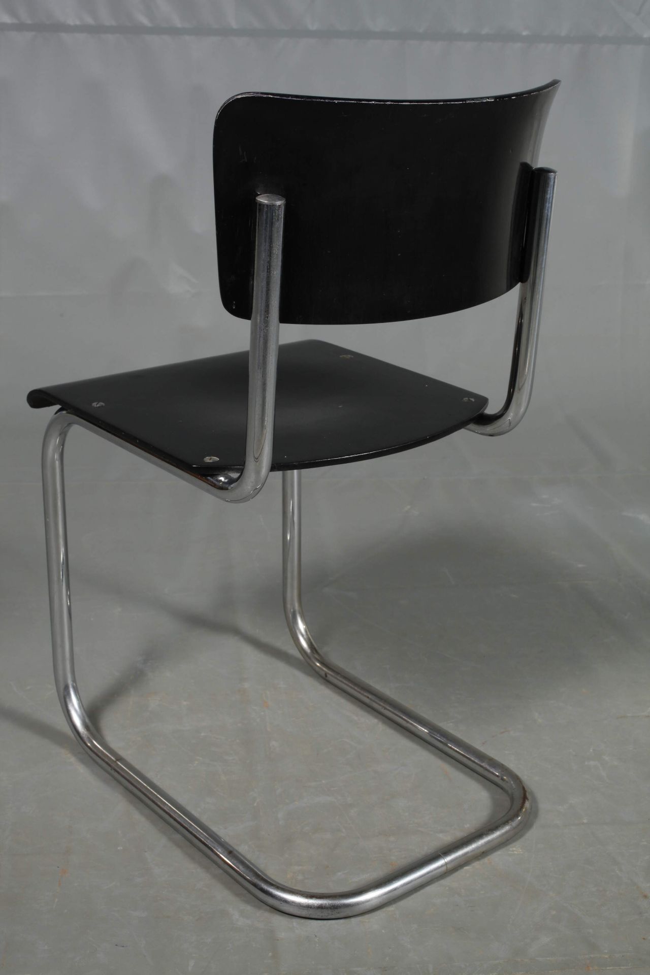 Mart Stam, pair of cantilever chairs S43 - Image 3 of 7