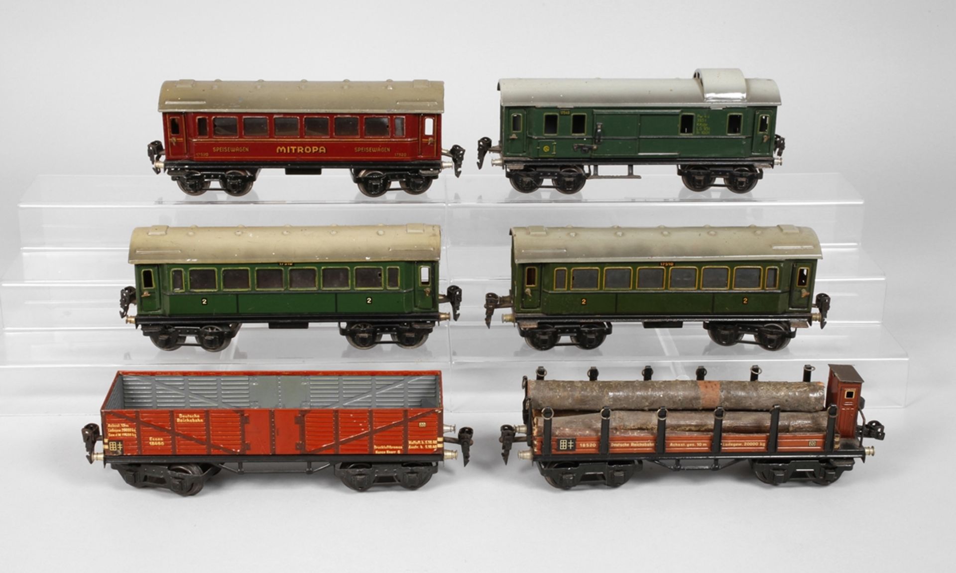 Märklin Konvolut Personen- und Güterwagen