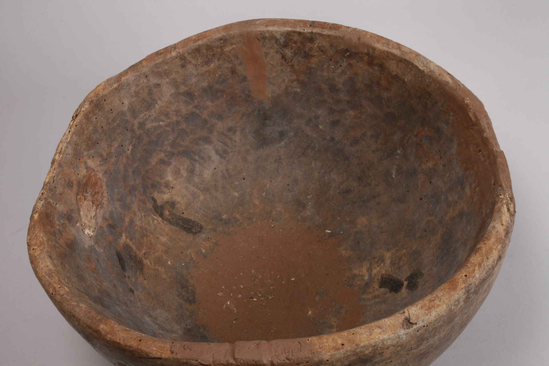 Rustic bowl - Image 3 of 3