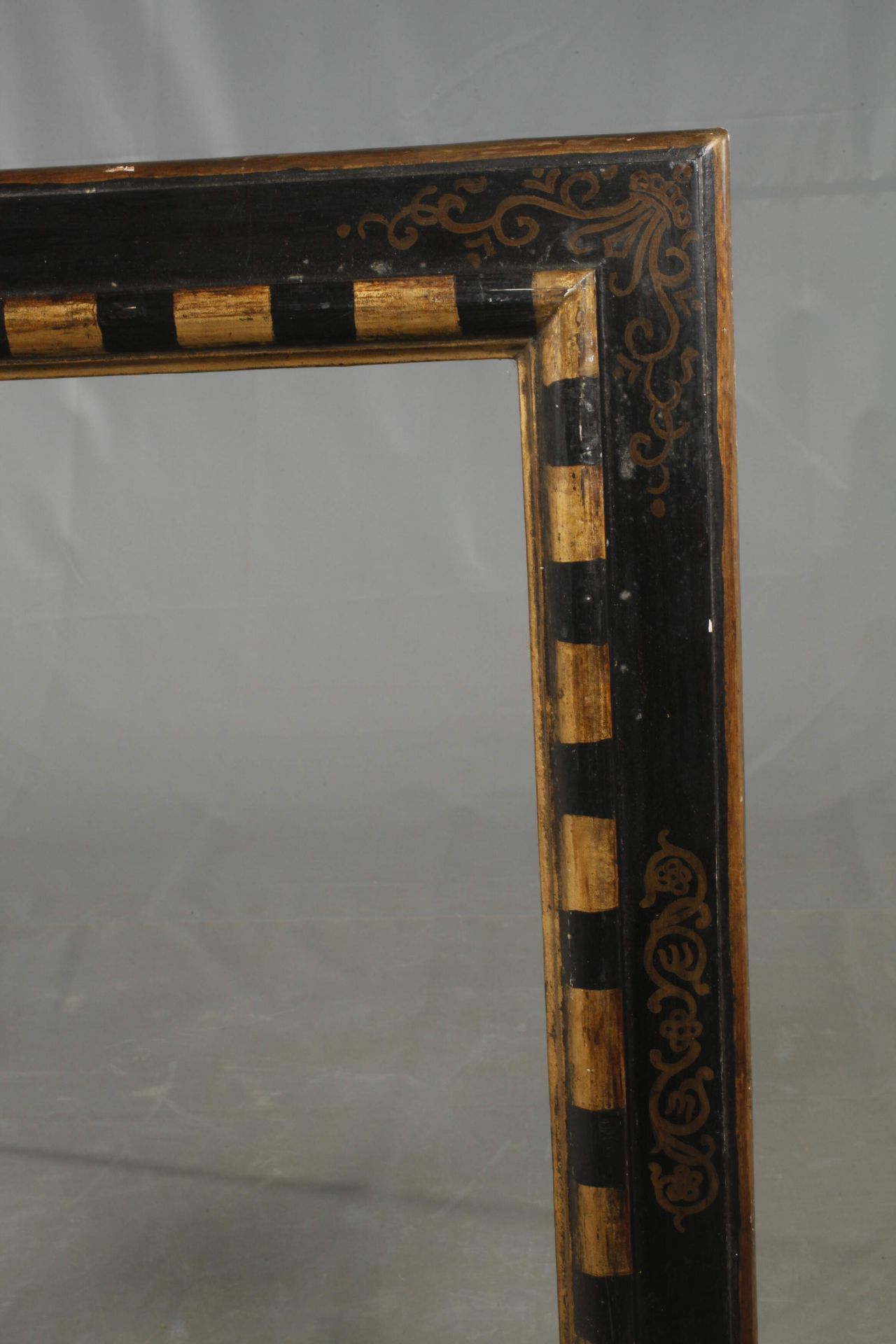 Renaissance style panel frame - Image 2 of 3