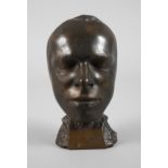 Totenmaske Bronze