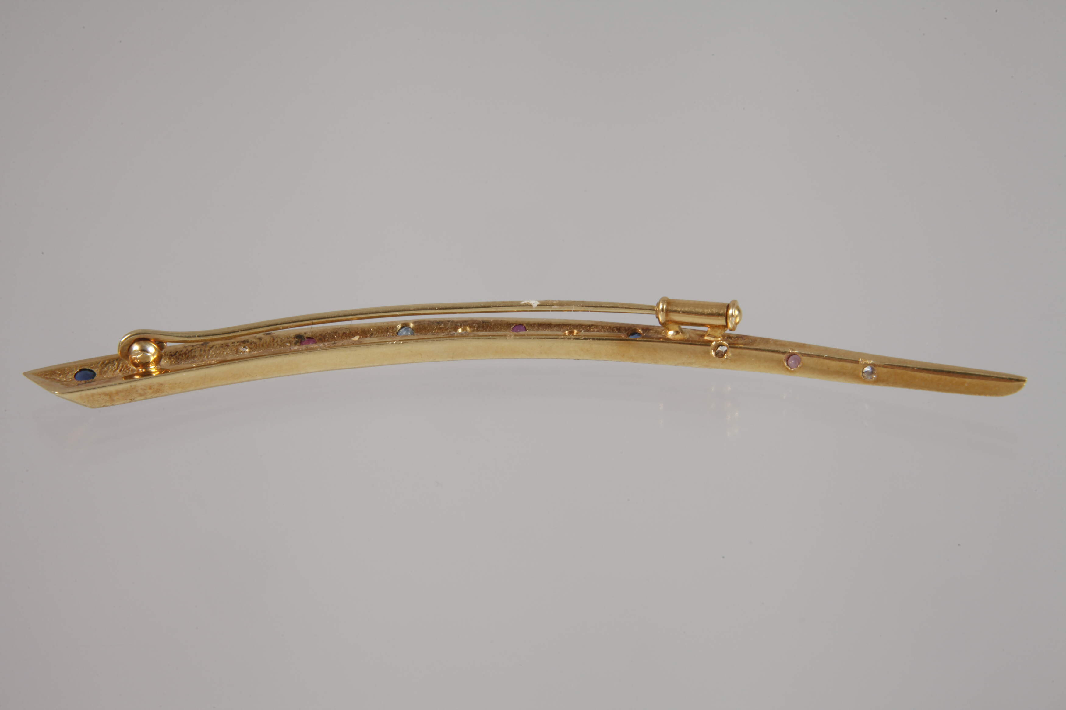 Baton brooch with diamonds and stone setting - Image 2 of 2