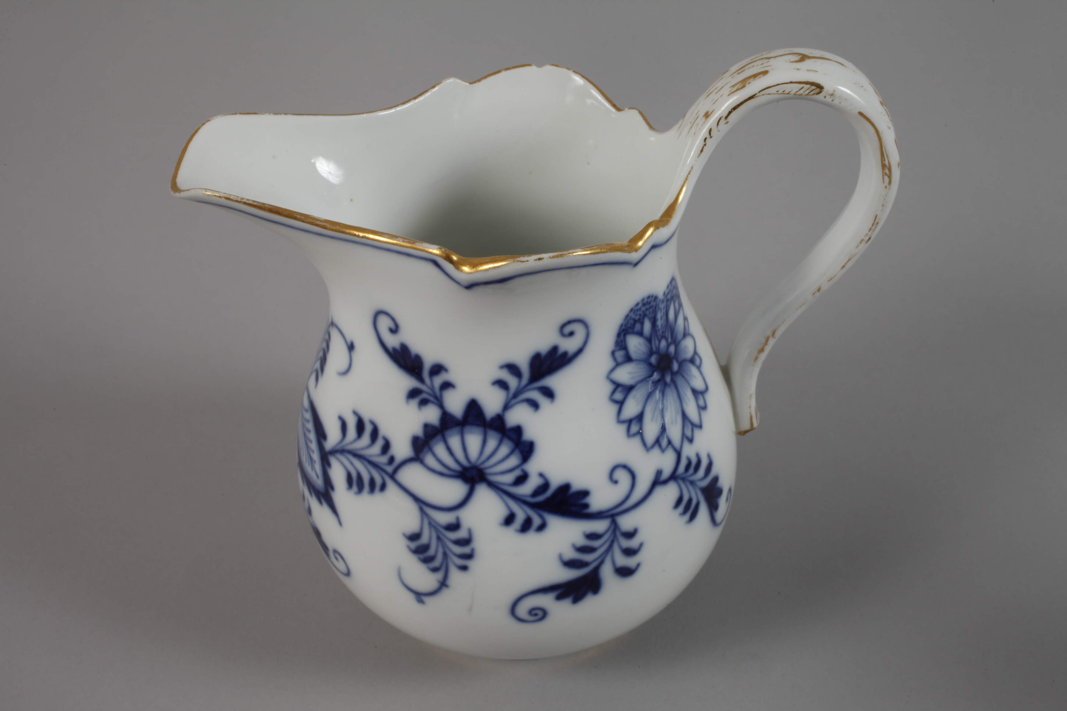 Meissen Konvolut "Zwiebelmuster" - Image 3 of 5