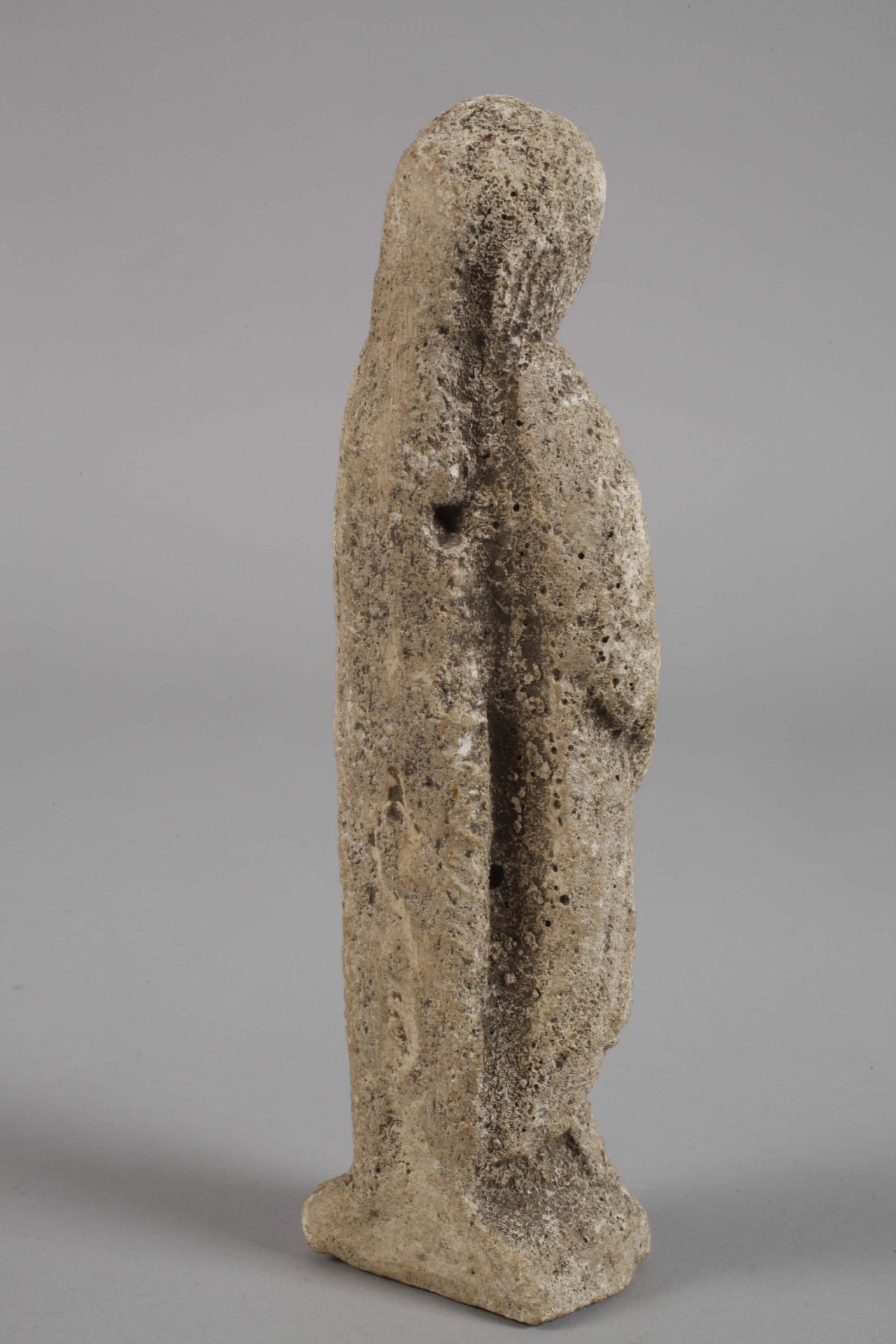 Kalksteinfigur - Image 3 of 4