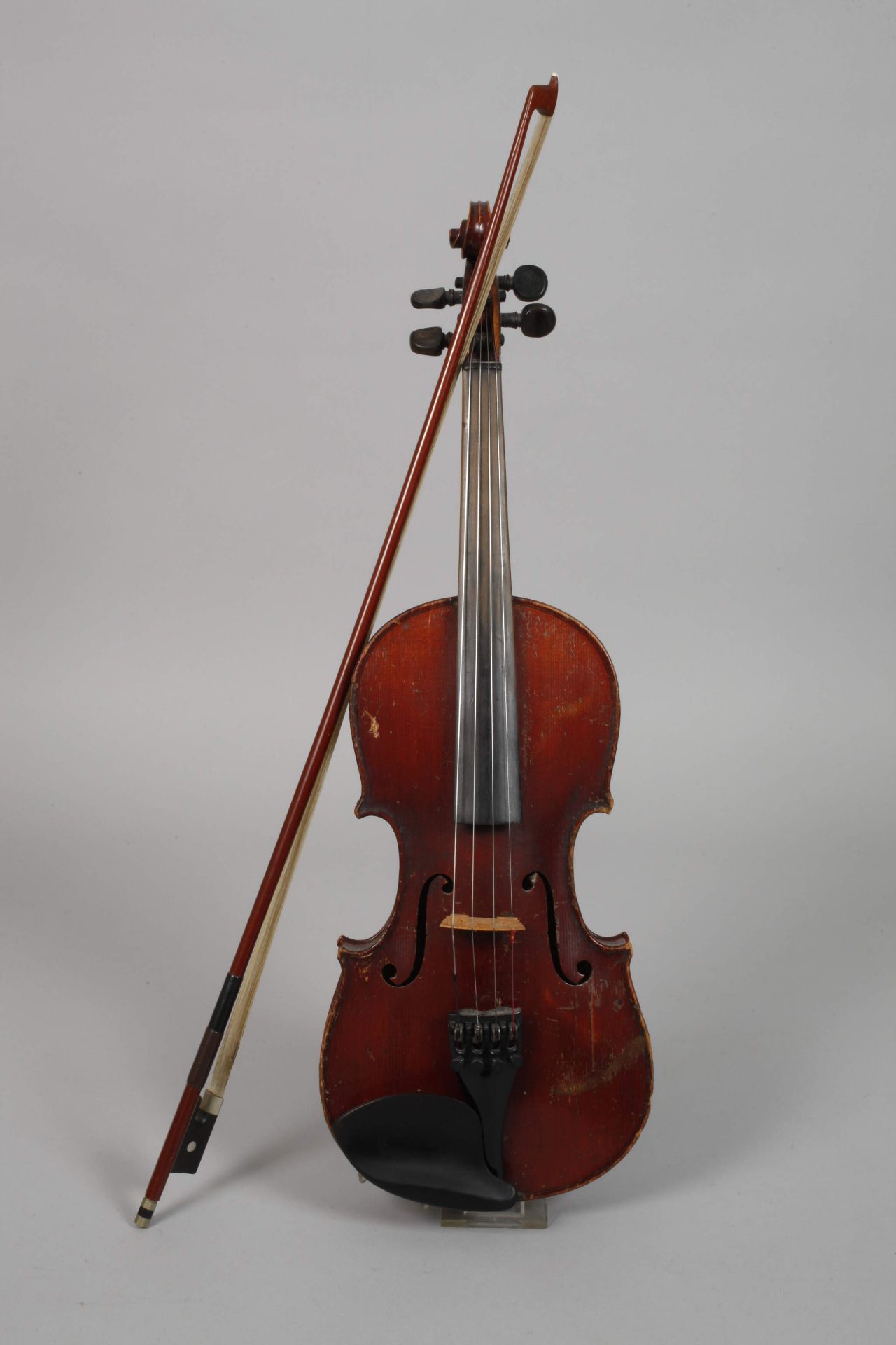 Fünf Violinen mit Bögen - Image 2 of 6
