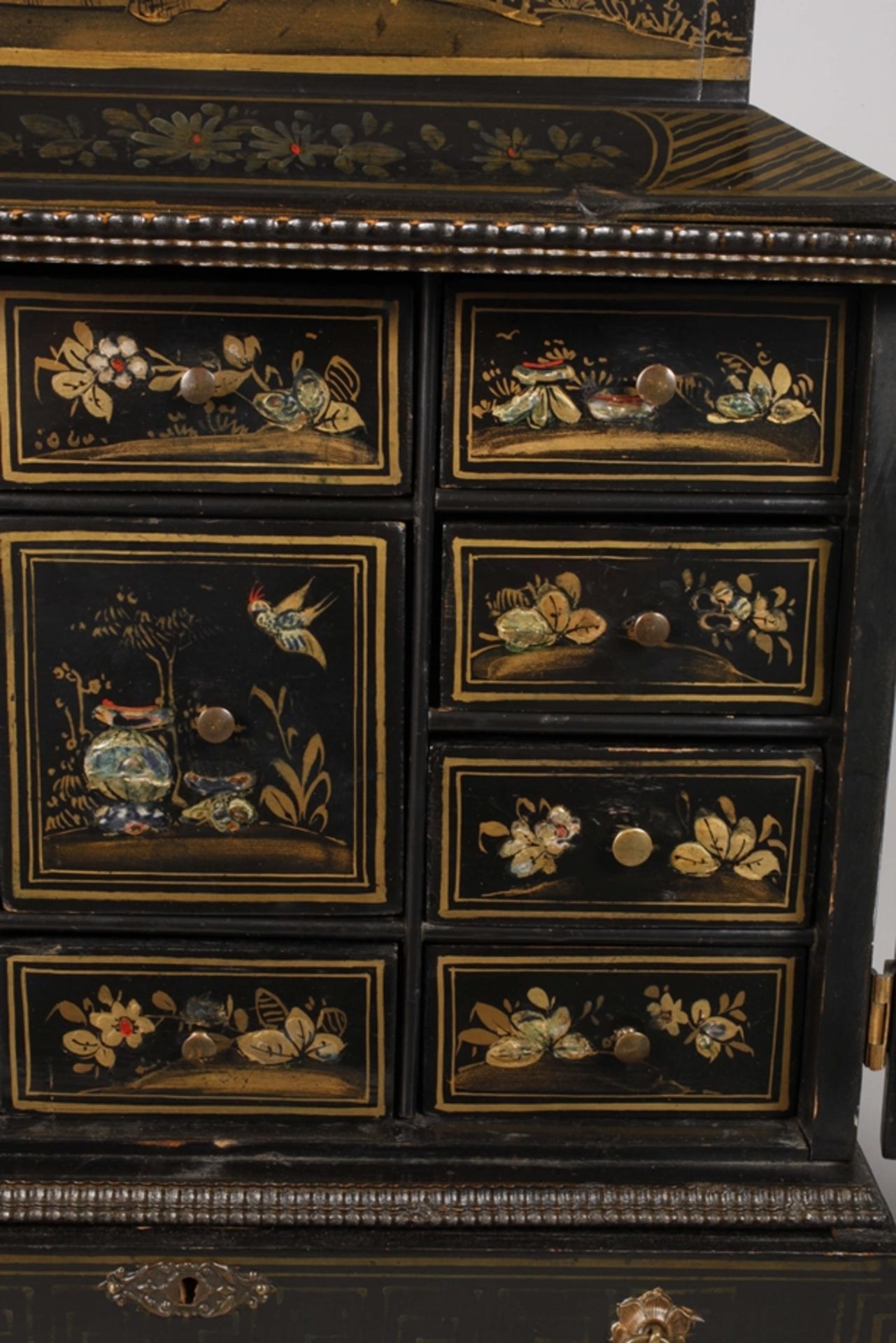 Small lacquer cabinet - Image 5 of 8