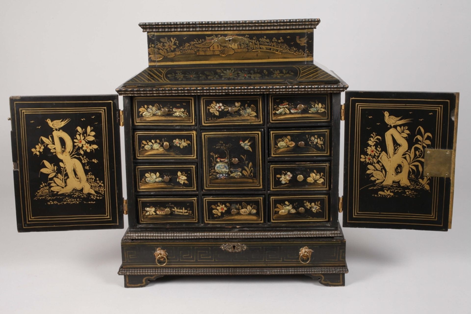 Small lacquer cabinet - Image 4 of 8