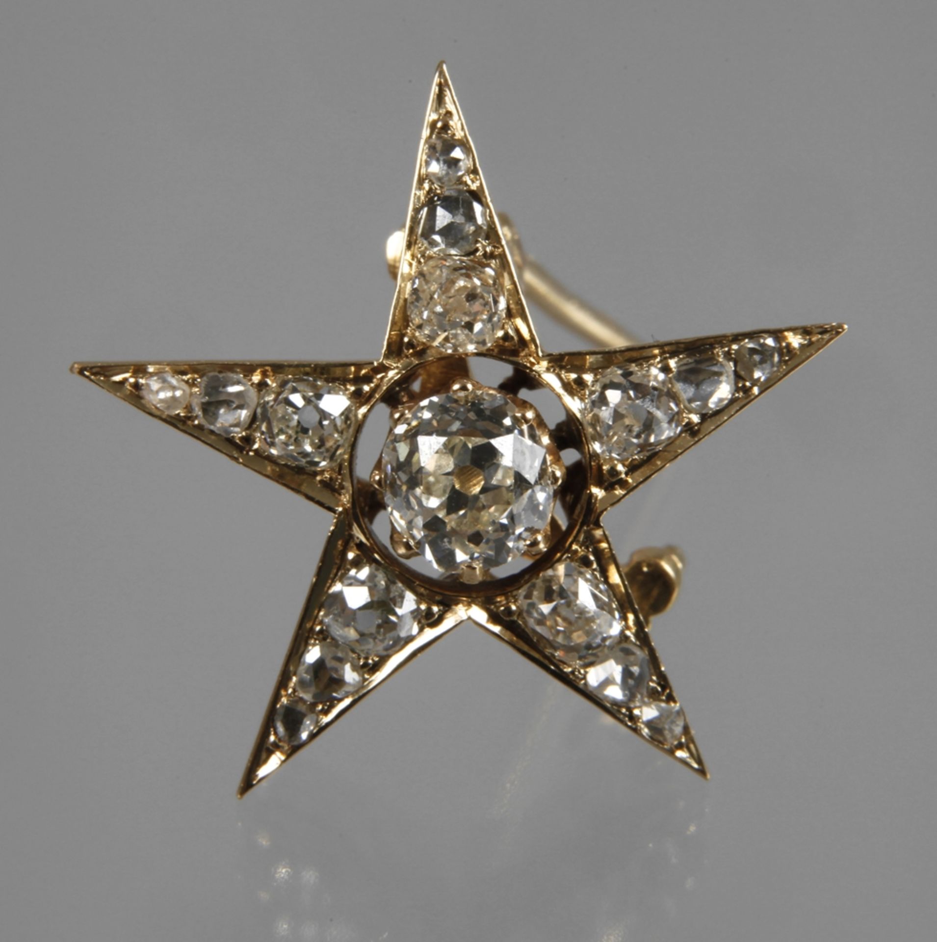 Star brooch with old-cut diamonds