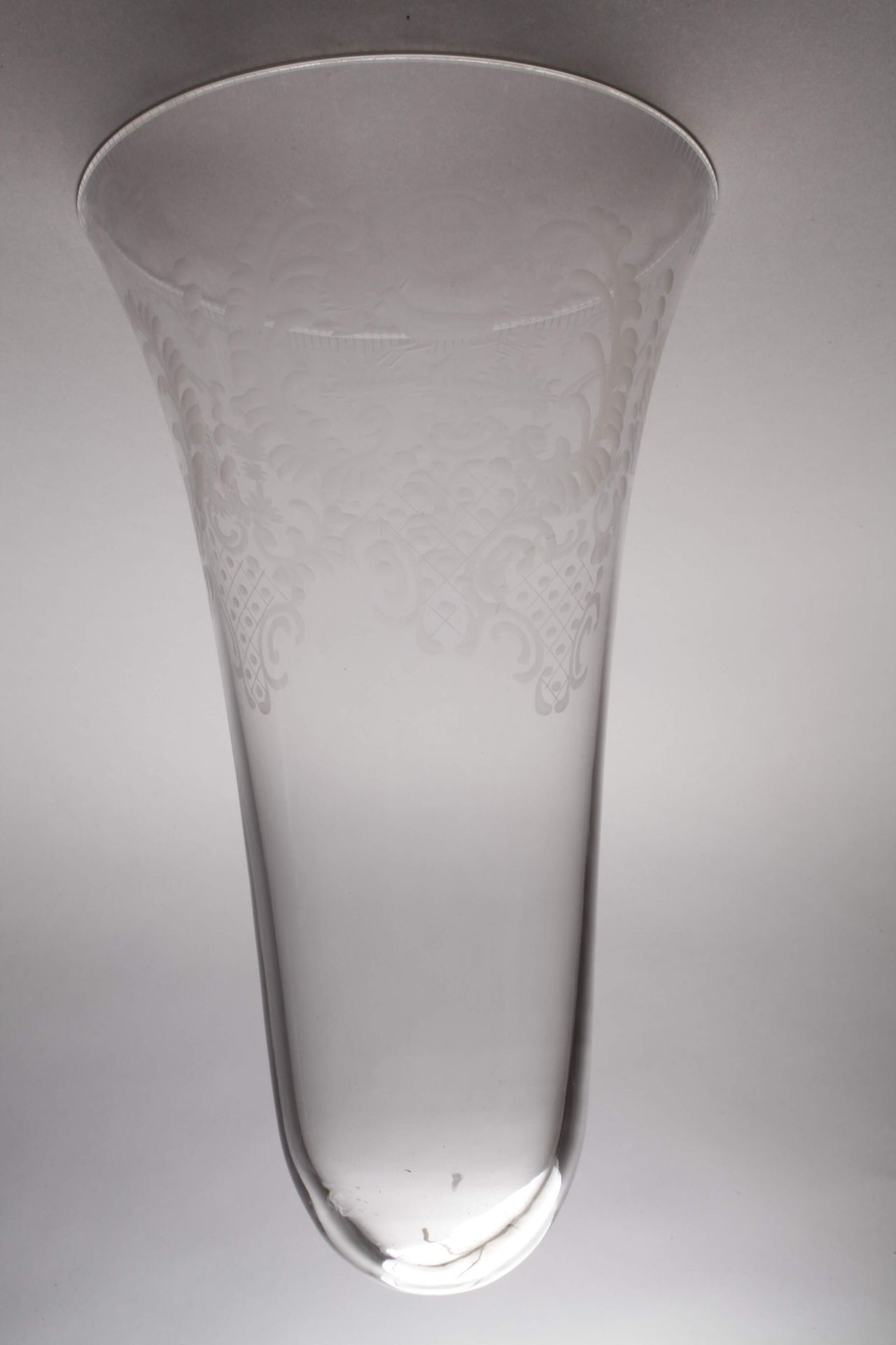 Rococo style silver vase - Image 6 of 8