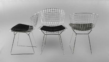 Harry Bertoia drei Stühle