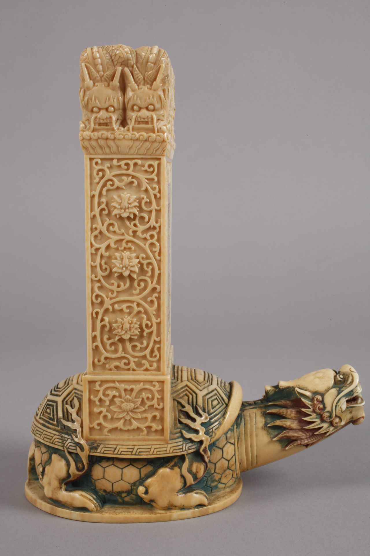 Miniature stele of ivory - Image 3 of 9