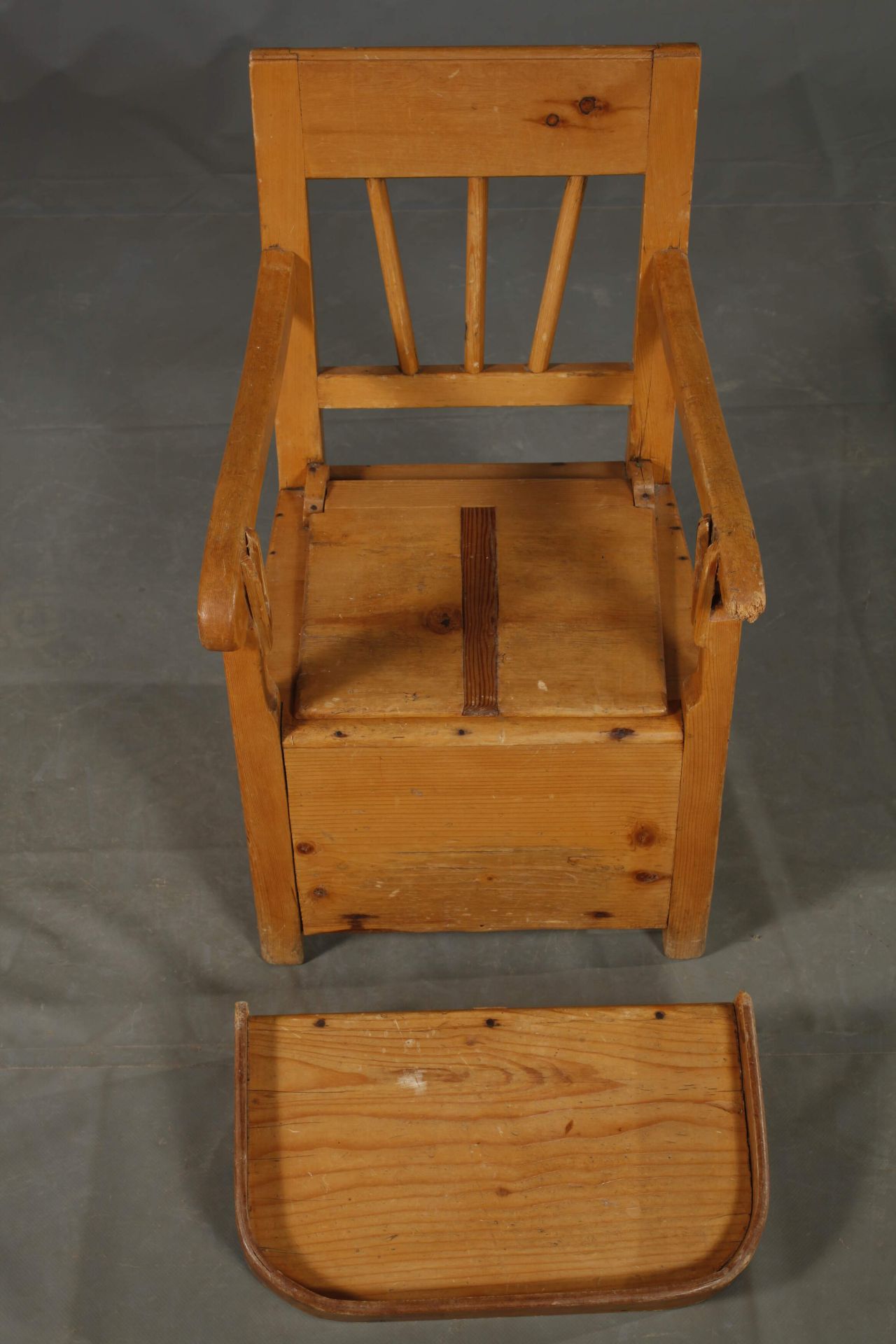 Children's chair - Image 2 of 5