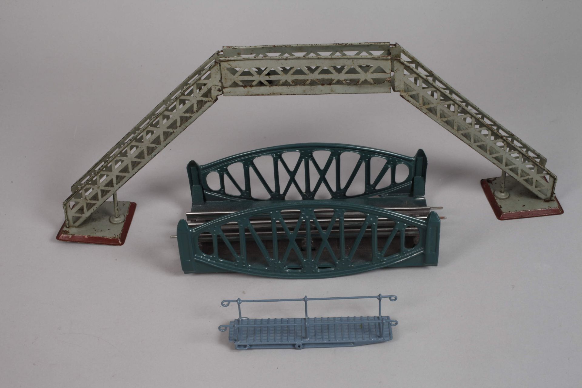 Convolute of railway accessories with locomotive - Image 7 of 7