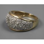 Goldring mit Diamanten