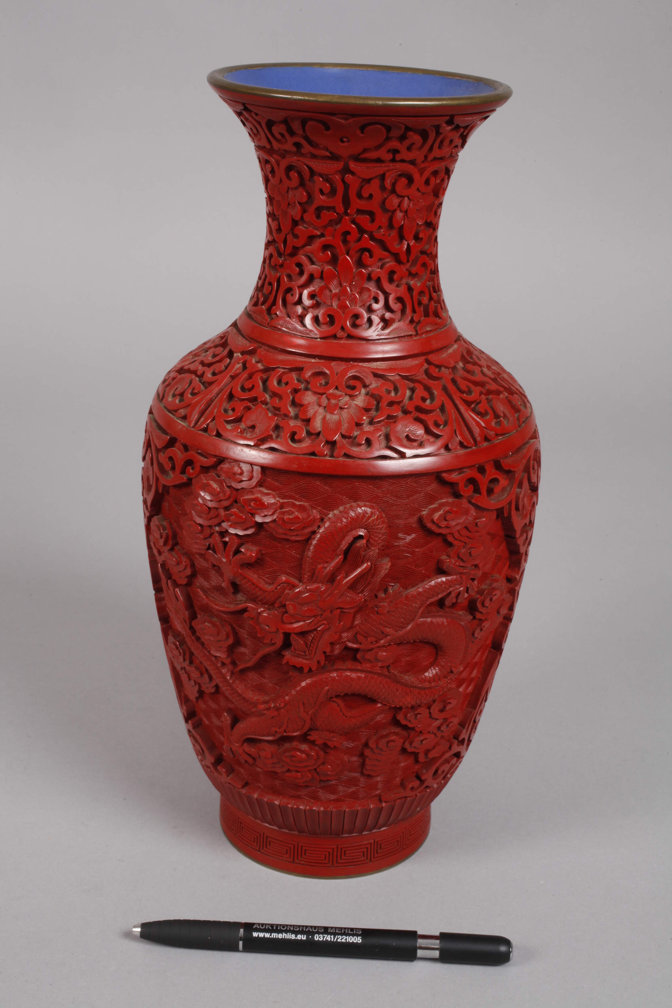 Pair of vases lacquer carving - Image 2 of 6