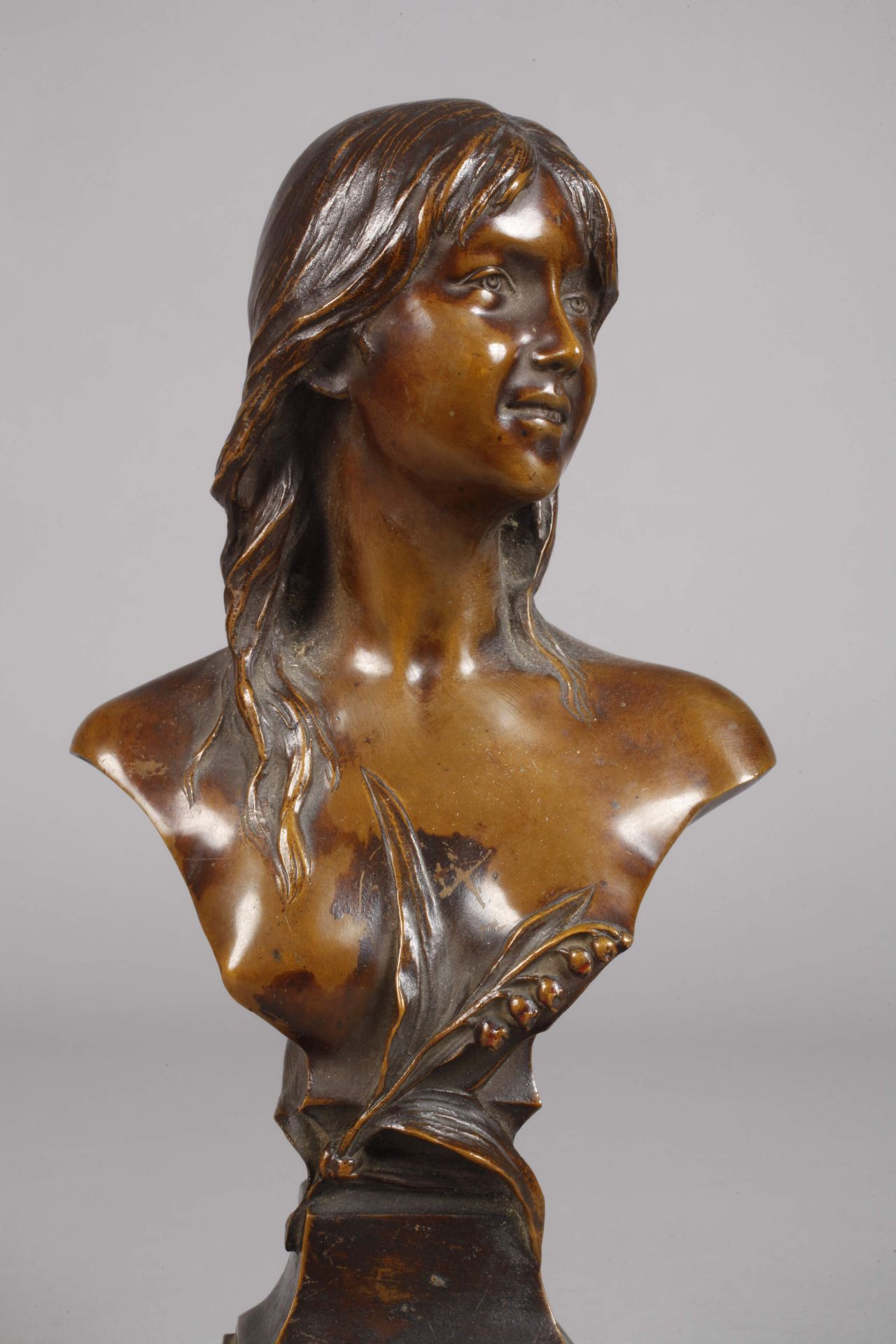 Paul Aichele, two busts of girls Art Nouveau  - Image 7 of 9