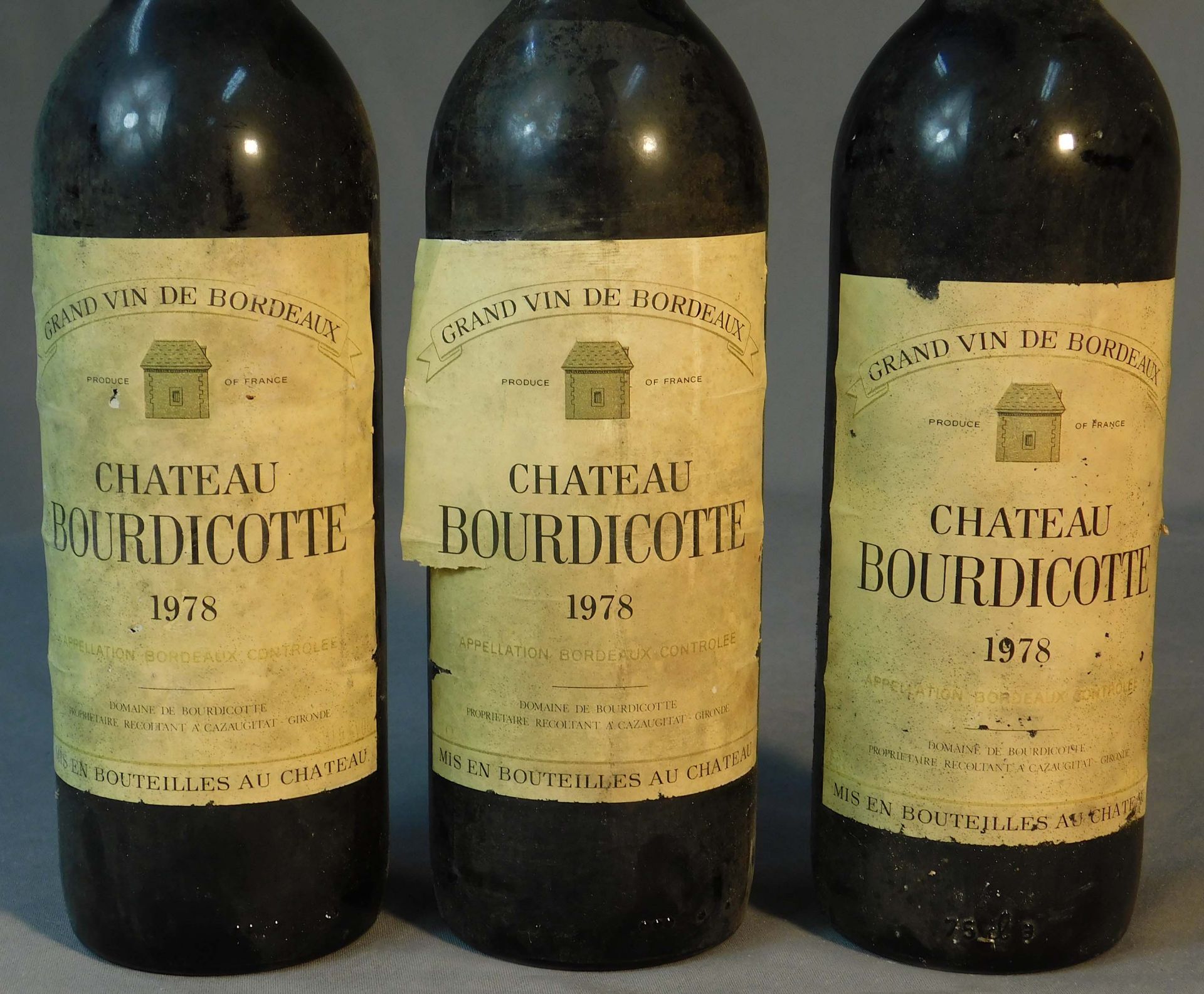 1978 Château Bourdicotte. Bordeaux AC - Image 2 of 9