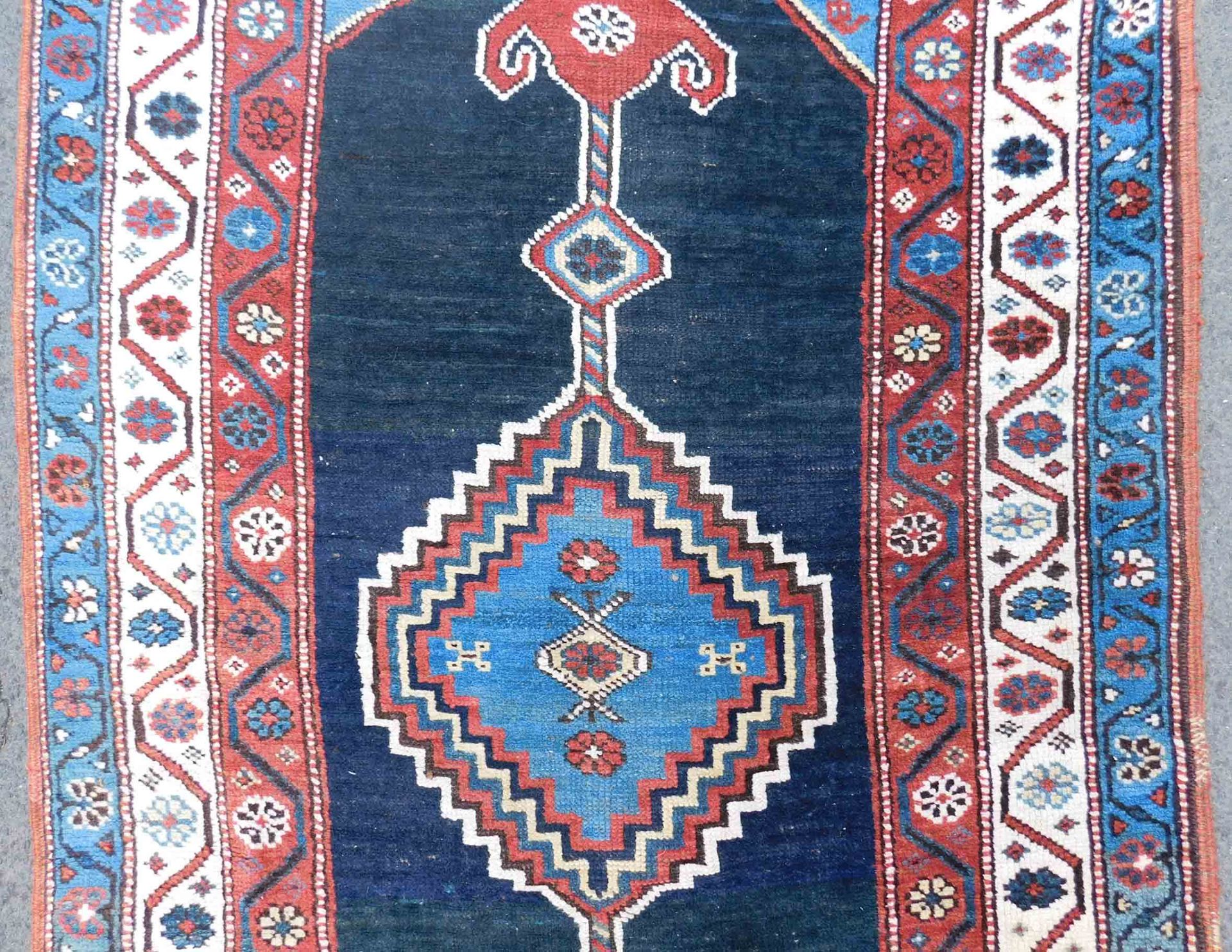 Shah - Savan Galerie Stammesteppich. Azerbaijan antik. - Bild 7 aus 17