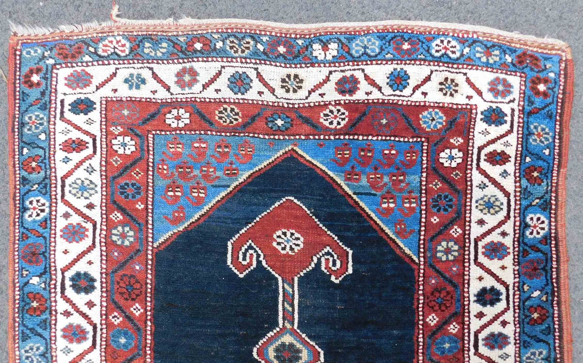 Shah - Savan Galerie Stammesteppich. Azerbaijan antik. - Bild 8 aus 17