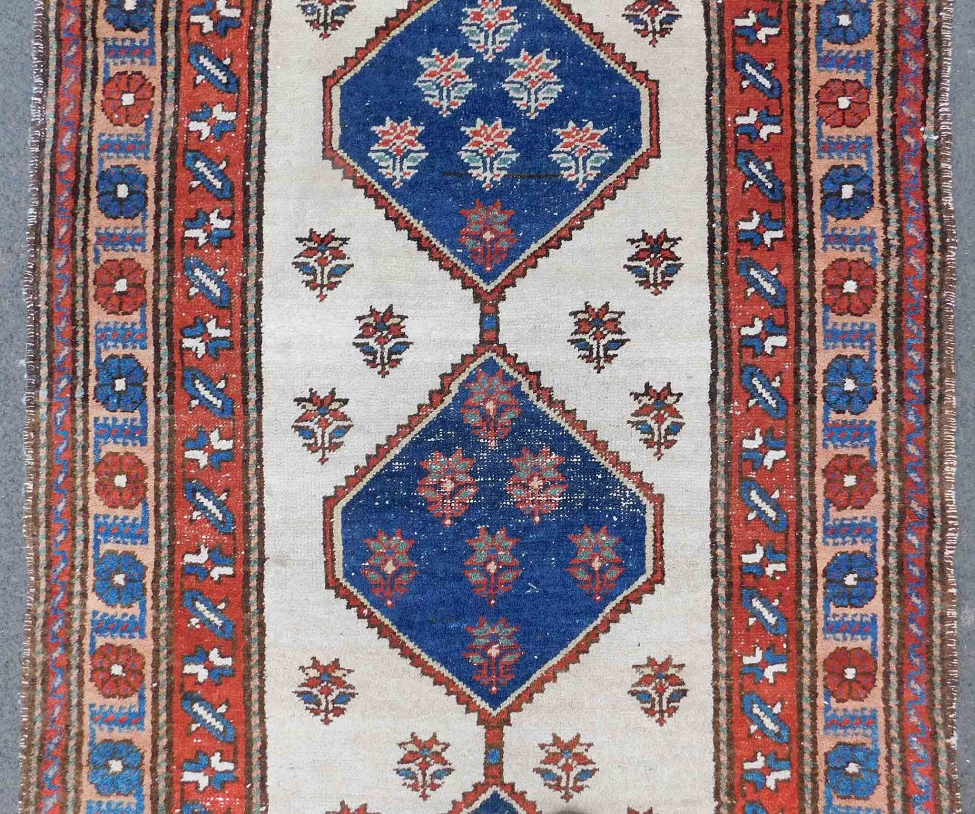 Azeri Galerie Teppich. Läufer. - Image 5 of 15
