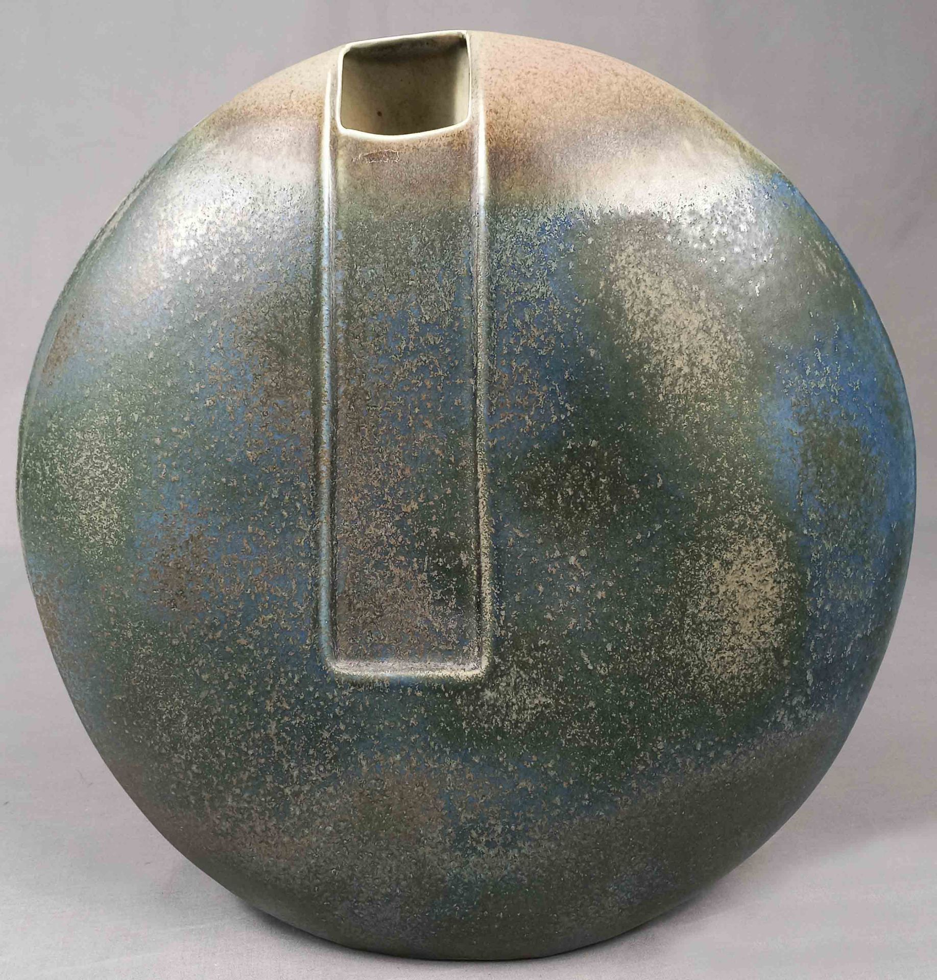 Yves MOHY (1929 - 2005). Vase de forme lentille fendu. - Image 4 of 10