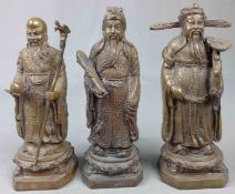 3 Figuren Bronze gefüllt. Wohl China alt.