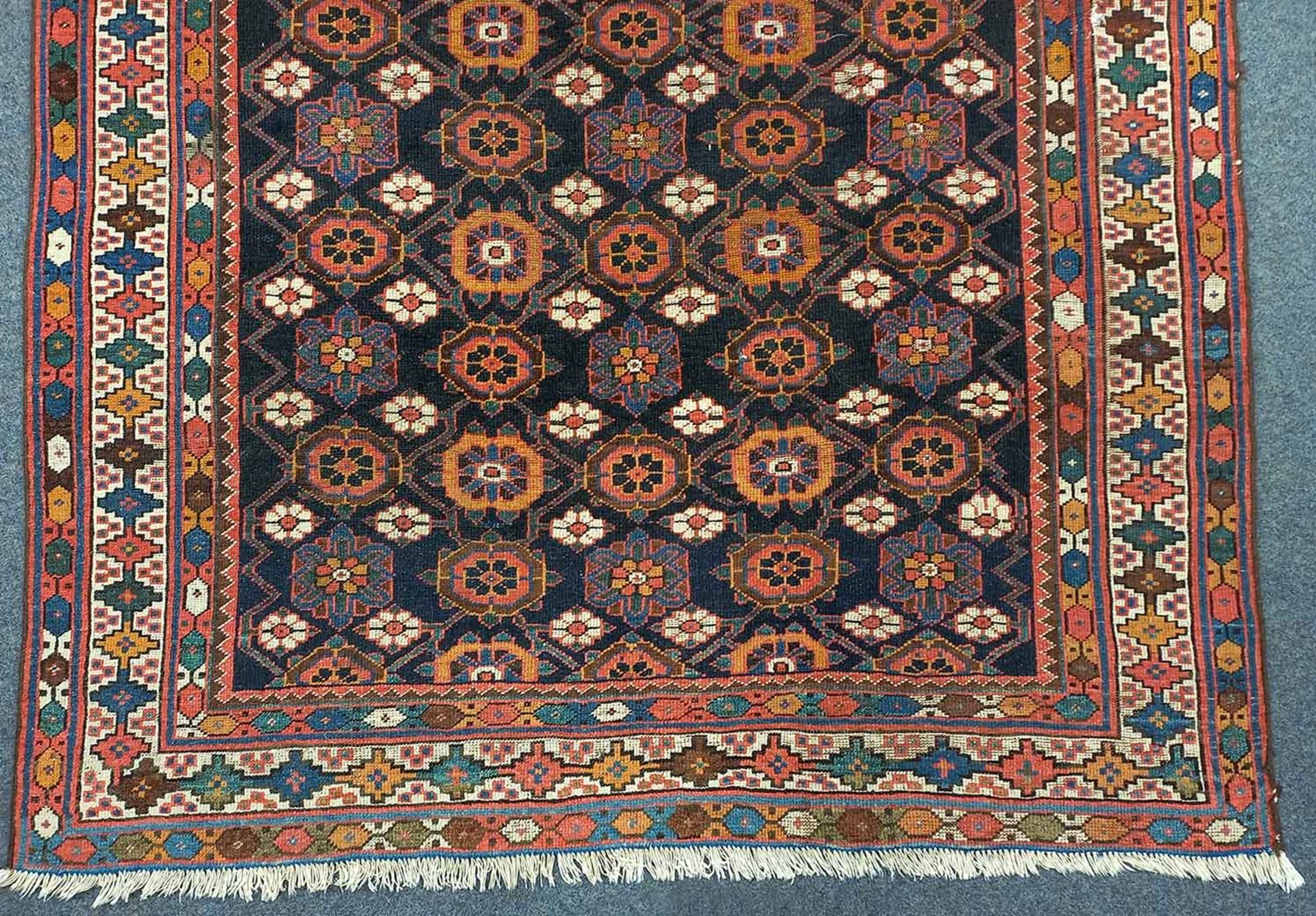 Veramin Shah - Savan Teppich. Antik. - Image 3 of 15