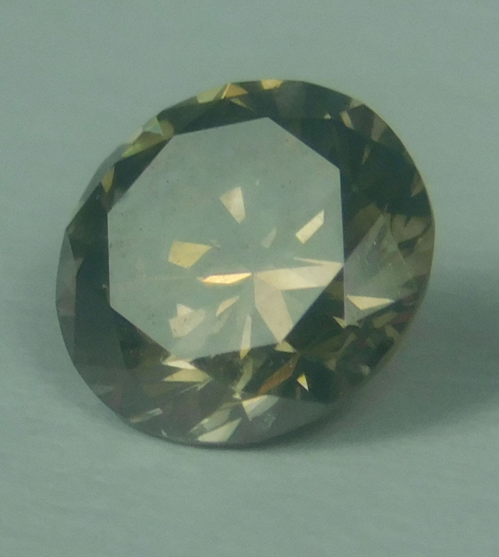 Diamant. Brillant Fancy Color. 1,21 Karat. - Image 2 of 9