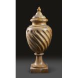 LARGE URN IN YELLOW SIENA MARBLE EARLY 20TH CENTURY