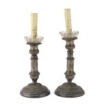PAIR OF SILVER-PLATED CANDLESTICKS EARLY 20TH CENTURY