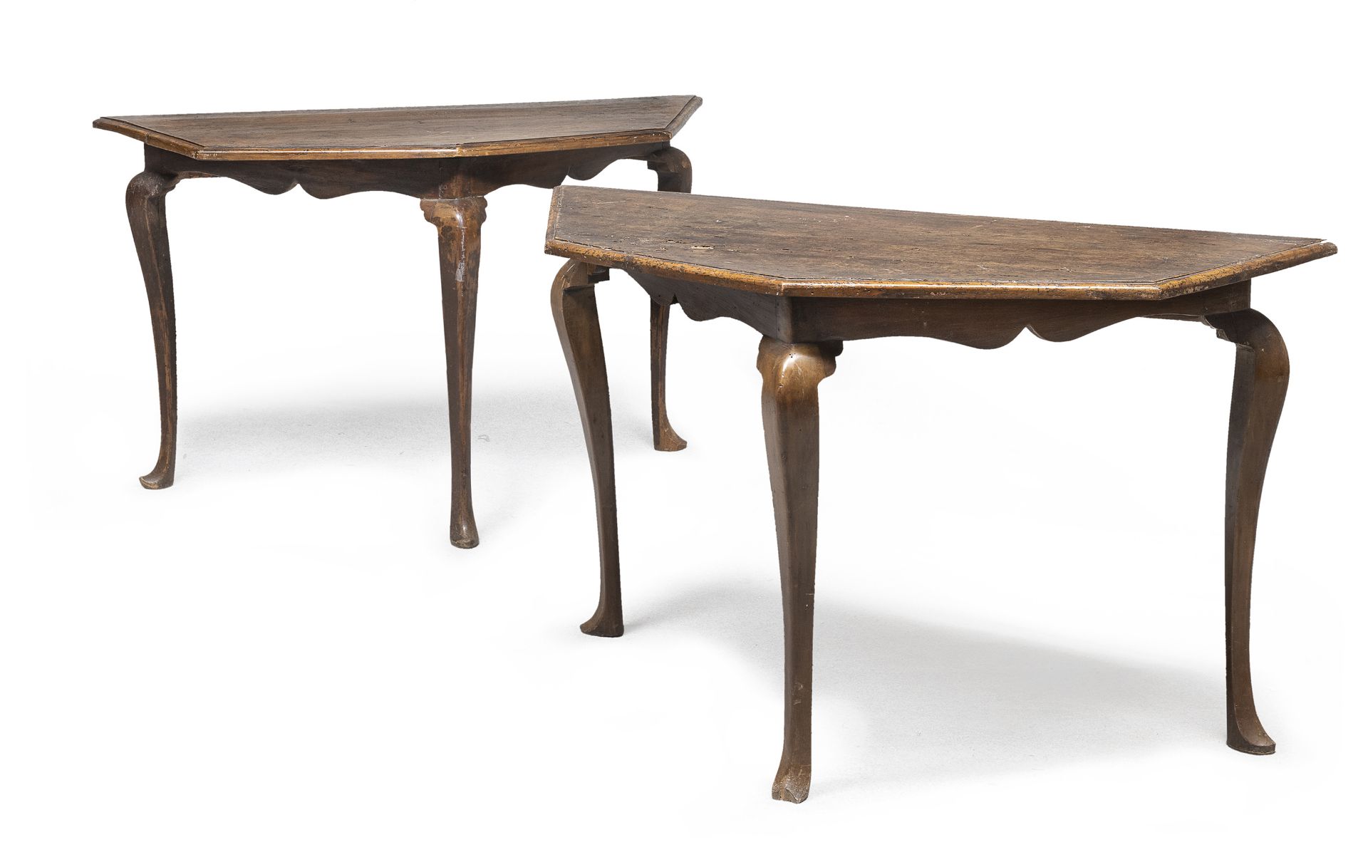 WALNUT TABLE OF TWO CONSOLES CENTRAL ITALY 18TH CENTURY