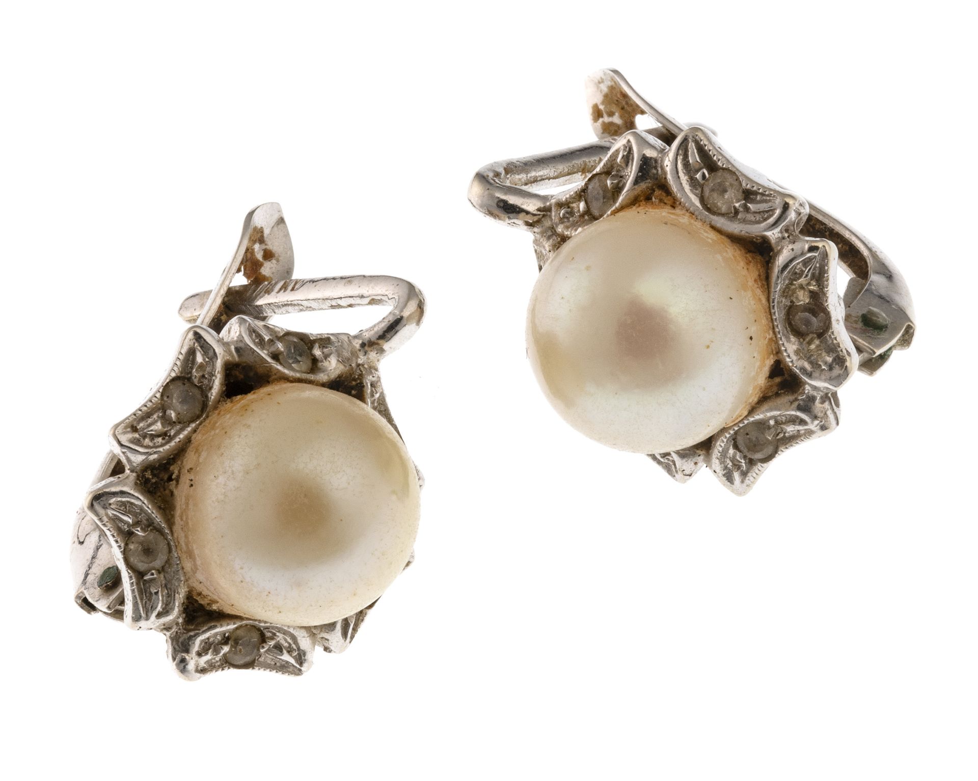 WHITE GOLD EARRINGS WITH PEARLS AND SAPHIRES