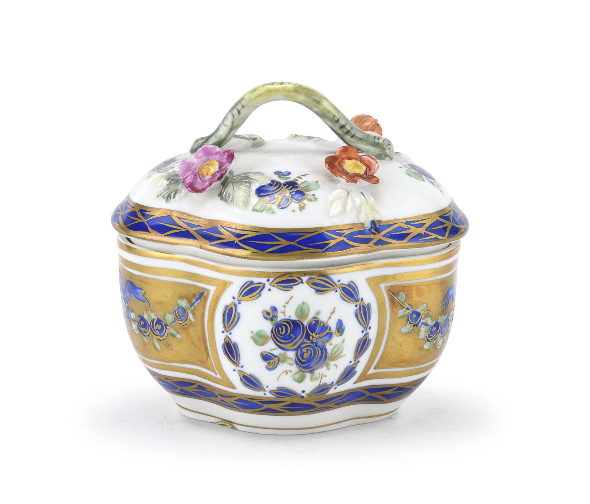 PORCELAIN BOX DRESDEN LATE 19TH CENTURY