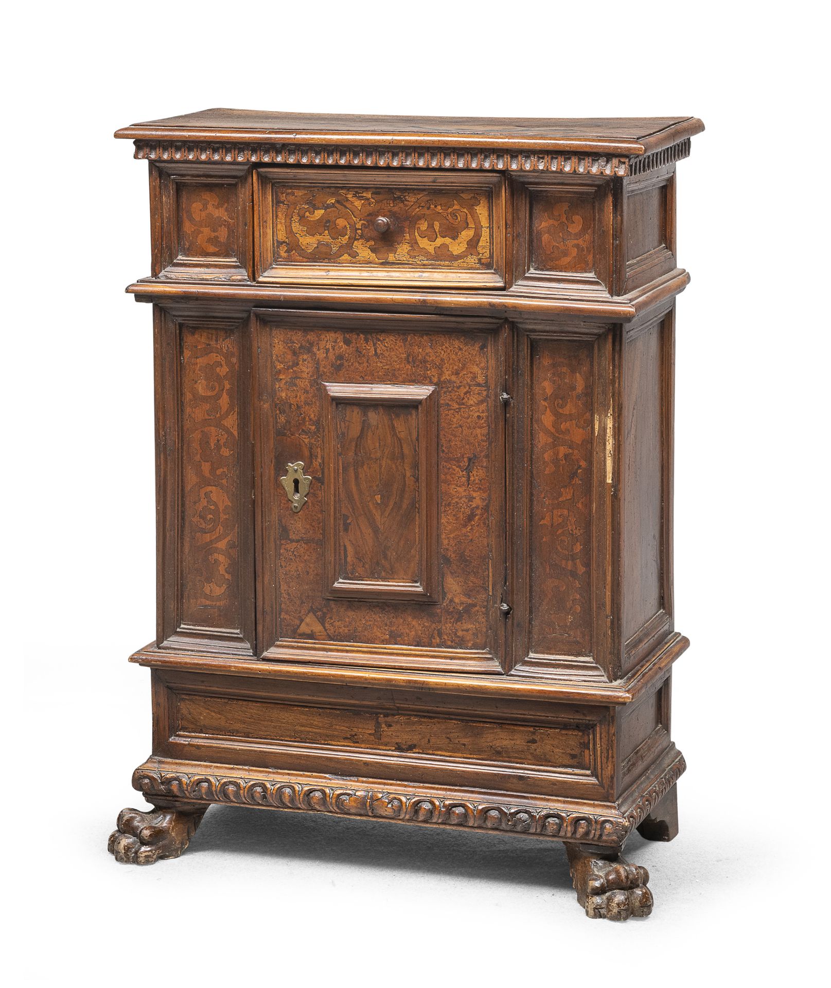 SMALL WALNUT CABINET CENTRAL ITALY 17TH CENTURY